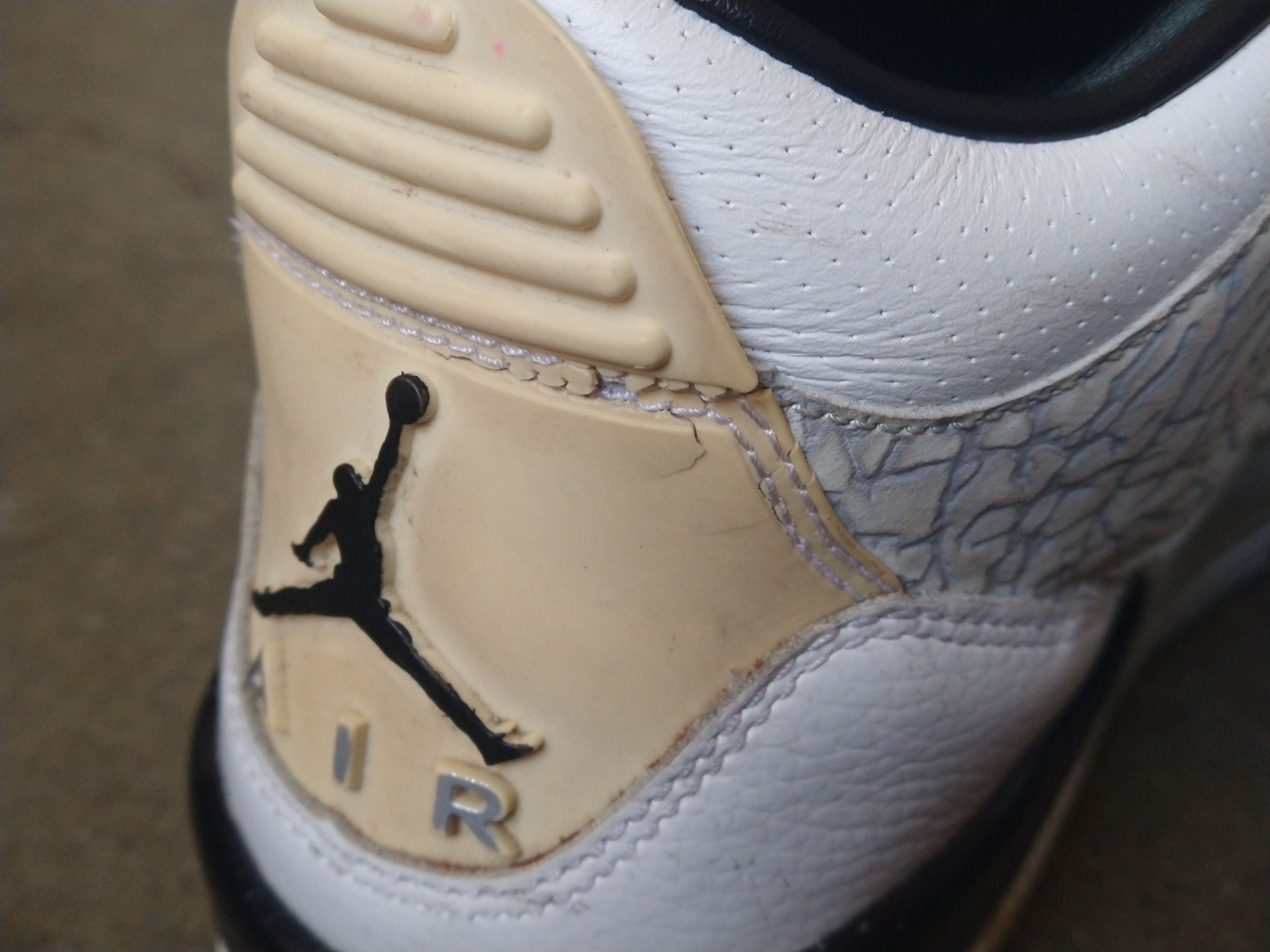 Jordan Brand Nike Air Jordan 3 III Retro Flip 10.5 White 315767-101 2007 Size US 10.5 / EU 43-44 - 15 Thumbnail