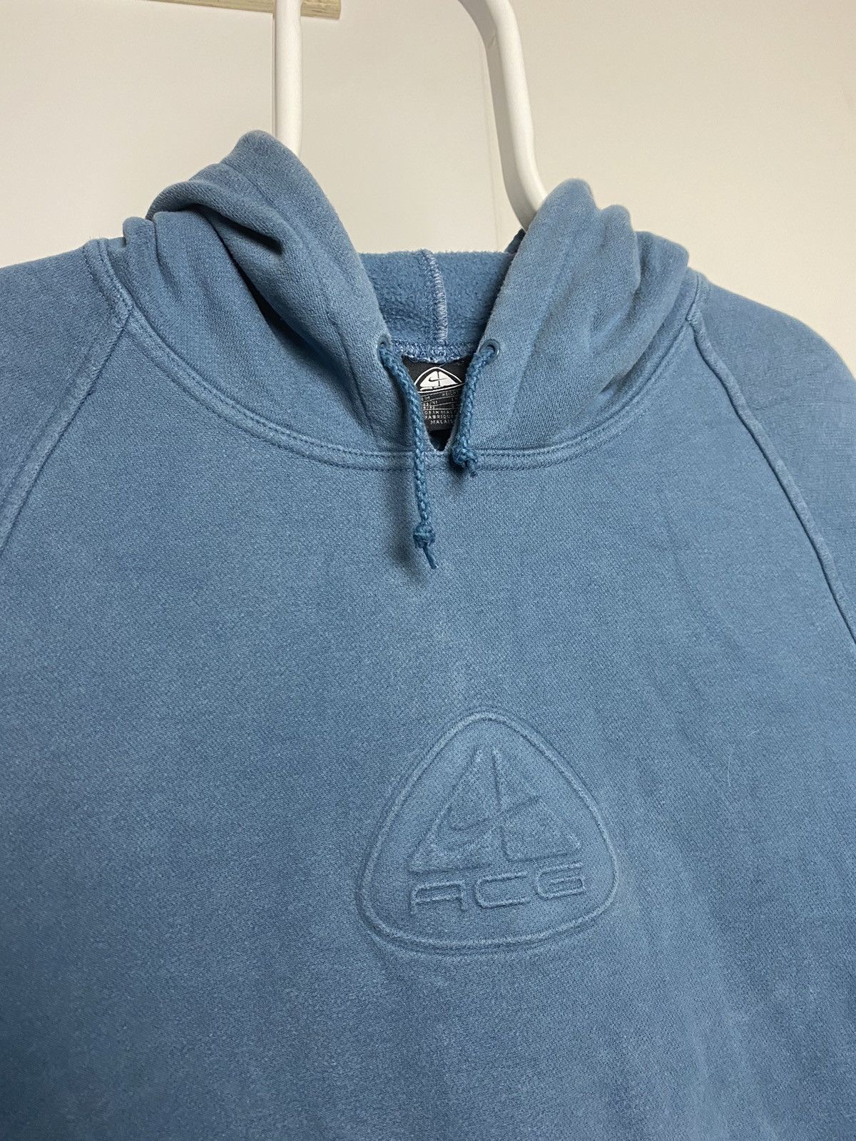 Nike × Nike ACG × Vintage Nike ACG vintage blue hoodie big central logo Size US M / EU 48-50 / 2 - 2 Thumbnail