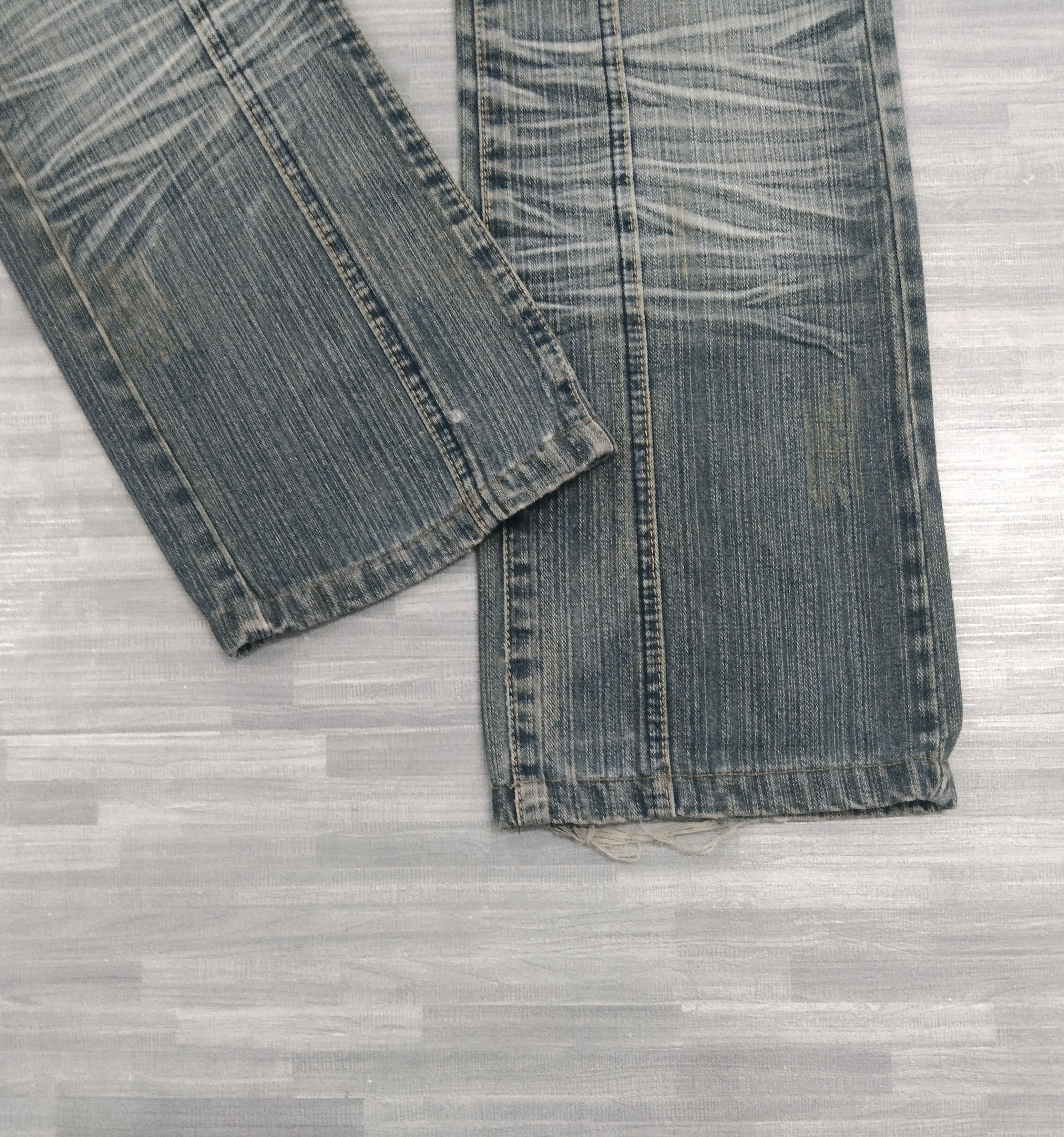 Other SUPER SICK RECONSTRUCTED EYE'S WAY RIPED DENIM PANTS Size US 30 / EU 46 - 7 Thumbnail