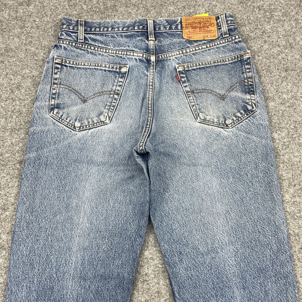 Levi's Vintage Levi's 550 Distressed Blue Light Wash - wc 247 Size US 33 - 3 Thumbnail