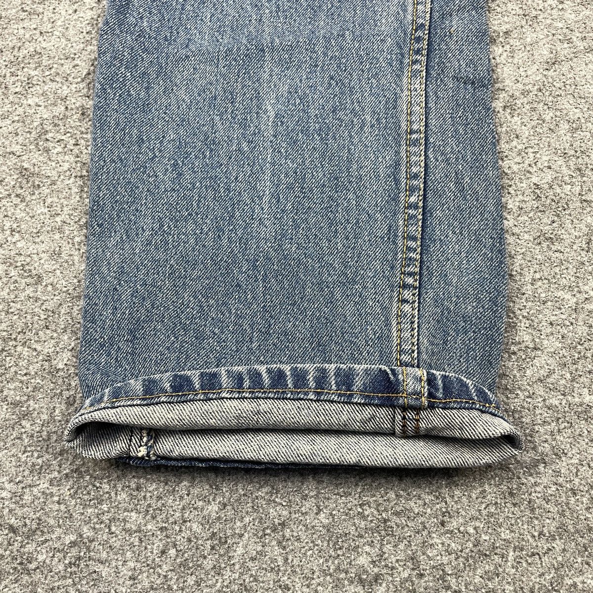 Levi's × Vintage Vintage Levi's 550 Wide Faded jeans - wc 260 Size US 29 - 5 Thumbnail