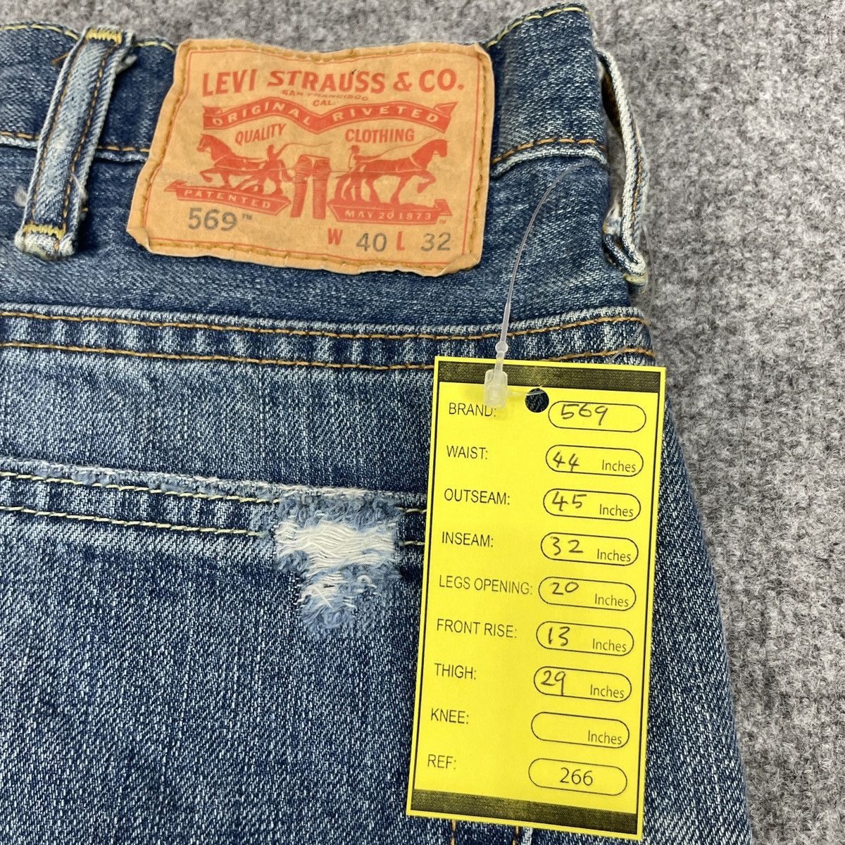 Levi's Vintage Levi's 569 Distressed Jeans Nice Design -wc 266 Size US 44 / EU 60 - 11 Thumbnail