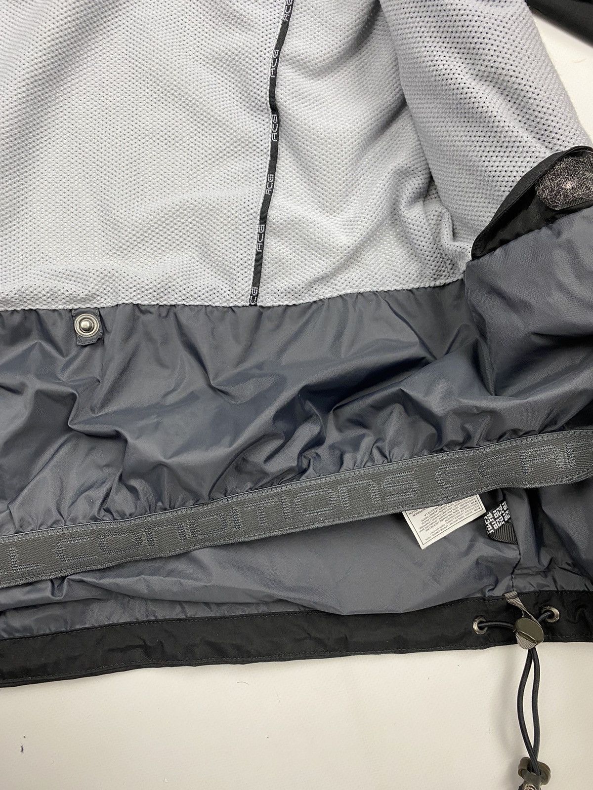 Nike ACG Vintage Y2K Nike ACG Storm-Fit Drill Hoded Jacket Size XS / US 0-2 / IT 36-38 - 7 Thumbnail