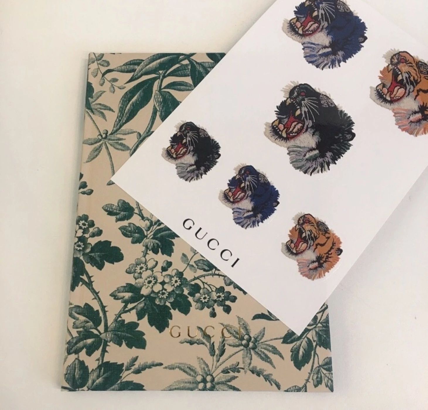 Gucci 🎁 Gucci Logo Notebook Botanical Print Journal W/STICKER Size ONE SIZE - 1 Thumbnail