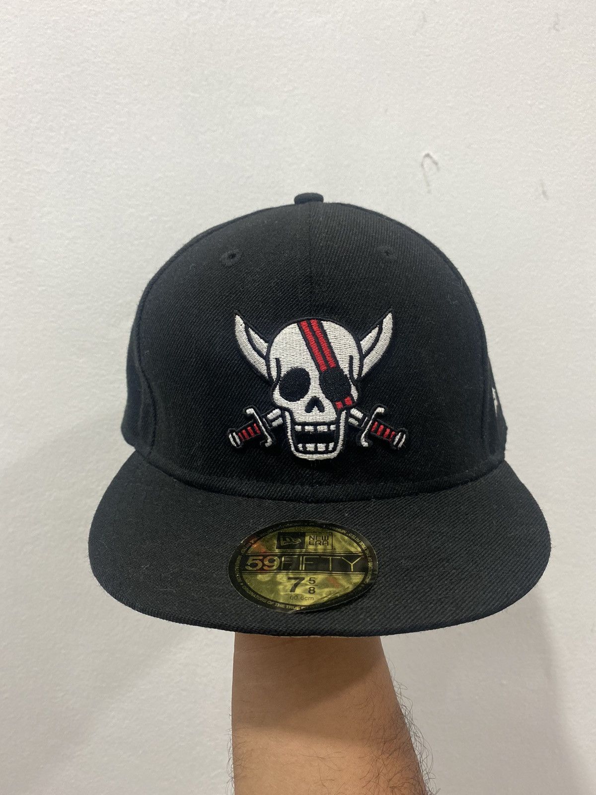 New Era One Piece Marineford Shank X New Era Size 7 5/8 Size ONE SIZE - 2 Thumbnail