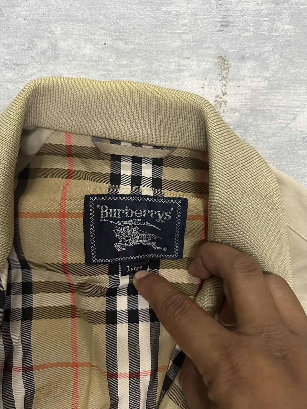 Burberry Distress VTG Burberrys Vintage Jacket Size US L / EU 52-54 / 3 - 9 Thumbnail