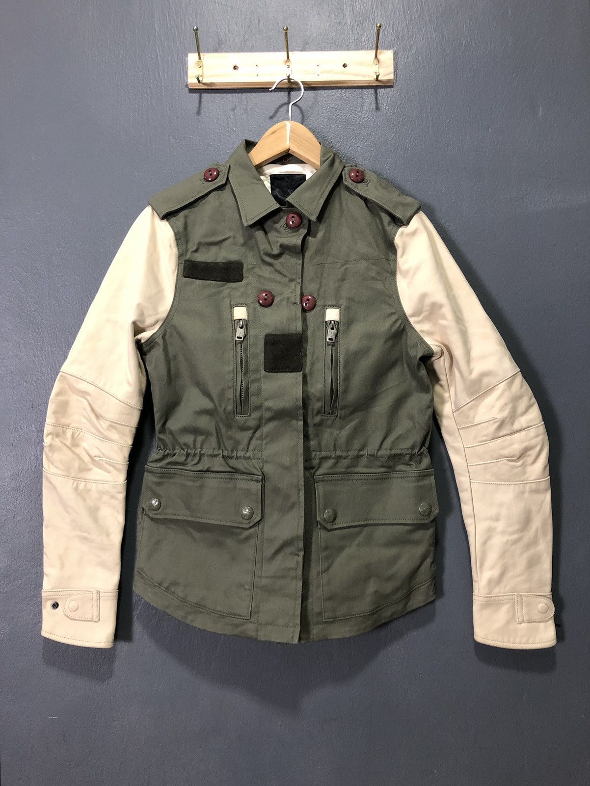 DENHAM DENHAM MILITARY JACKET STYLE LEATHER SLEEVE Size US S / EU 44-46 / 1 - 2 Thumbnail