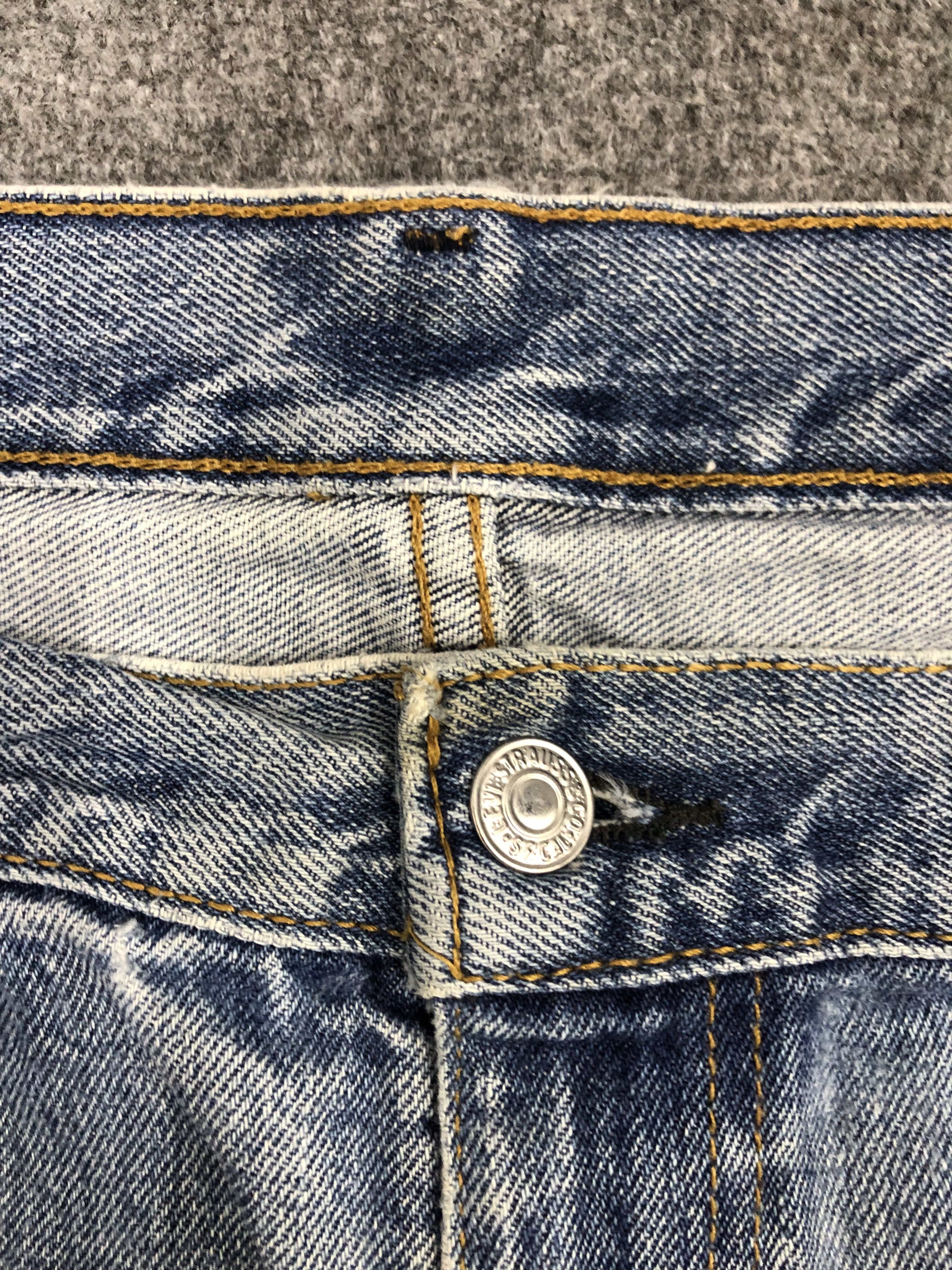 Levi's × Vintage Vintage Levis 550 Faded Blue Baggy Jeans Size US 42 / EU 58 - 10 Thumbnail