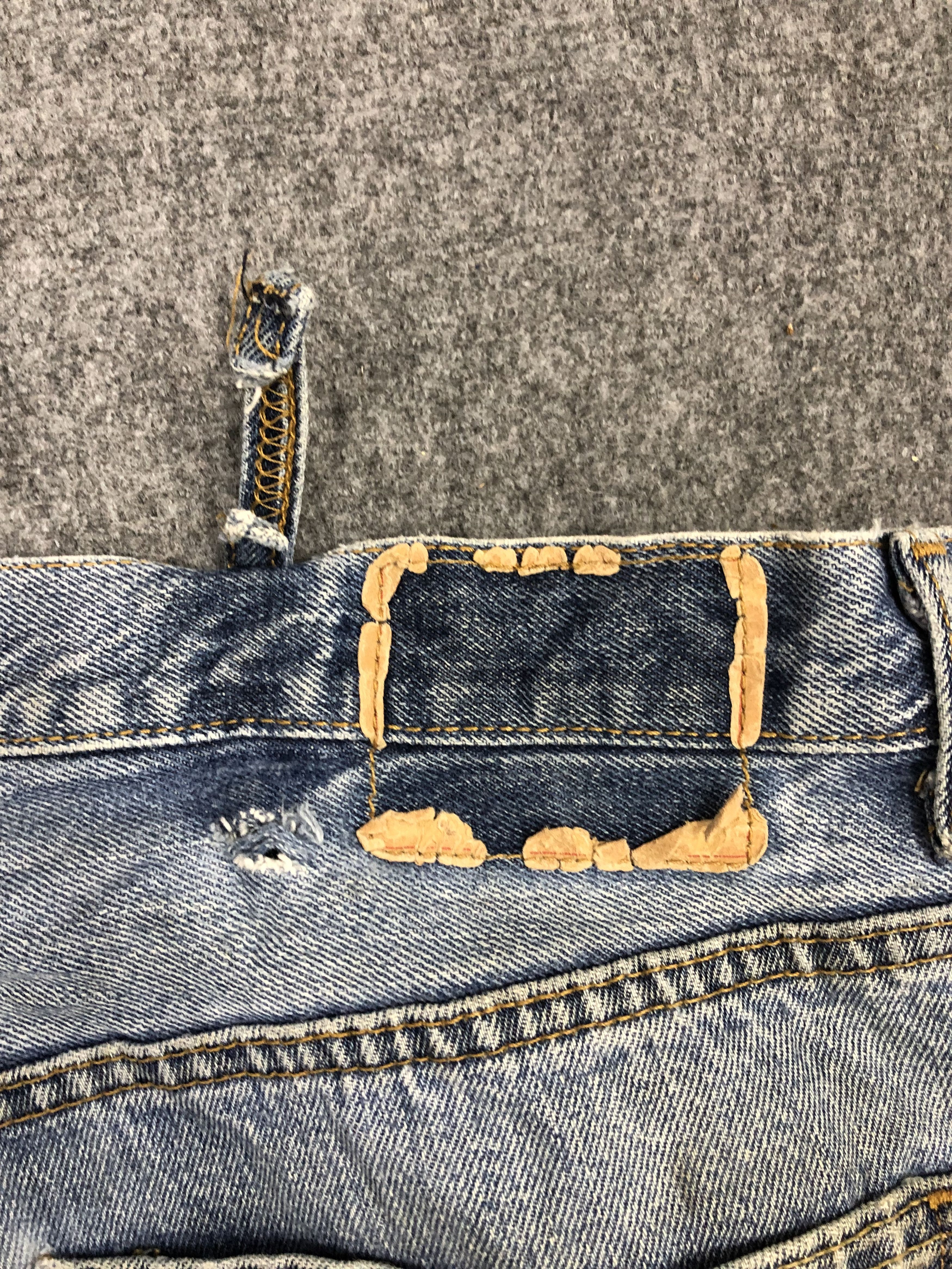 Levi's × Vintage Vintage Levis 550 Faded Blue Baggy Jeans Size US 42 / EU 58 - 5 Thumbnail