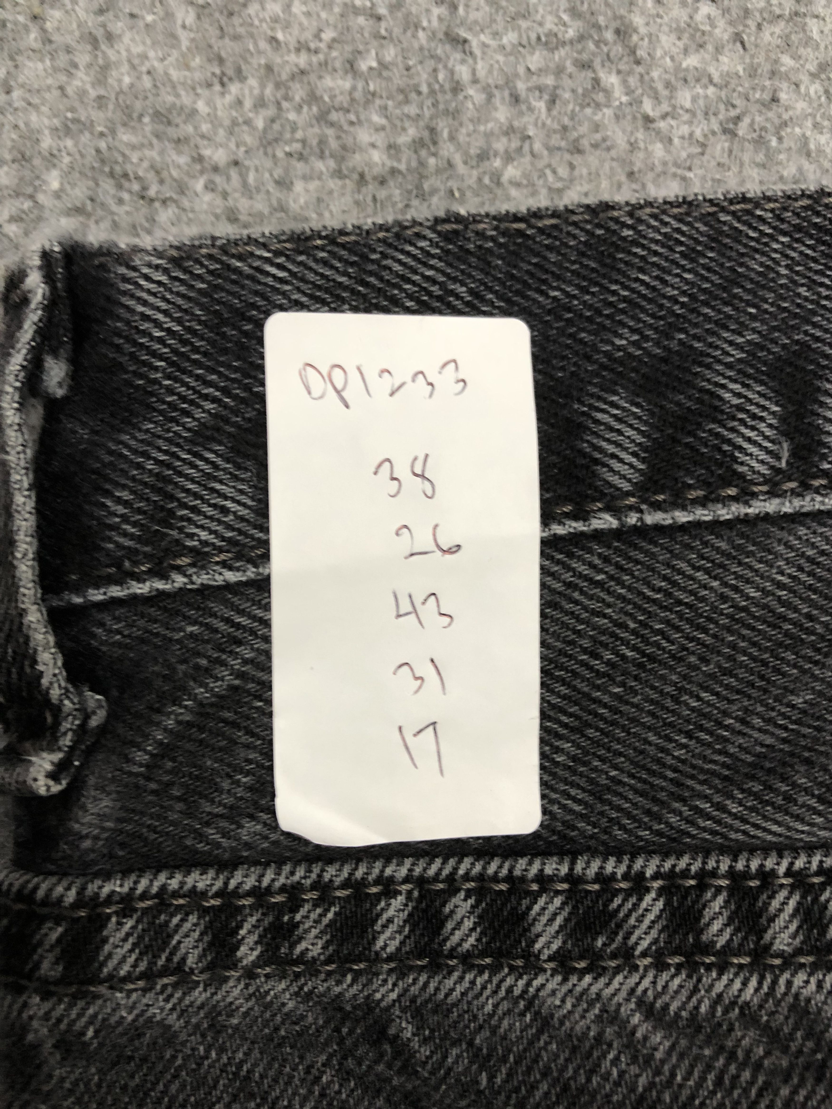 Levi's Vintage Levis 550 Faded Black Jeans DP1233 Size US 38 / EU 54 - 12 Thumbnail