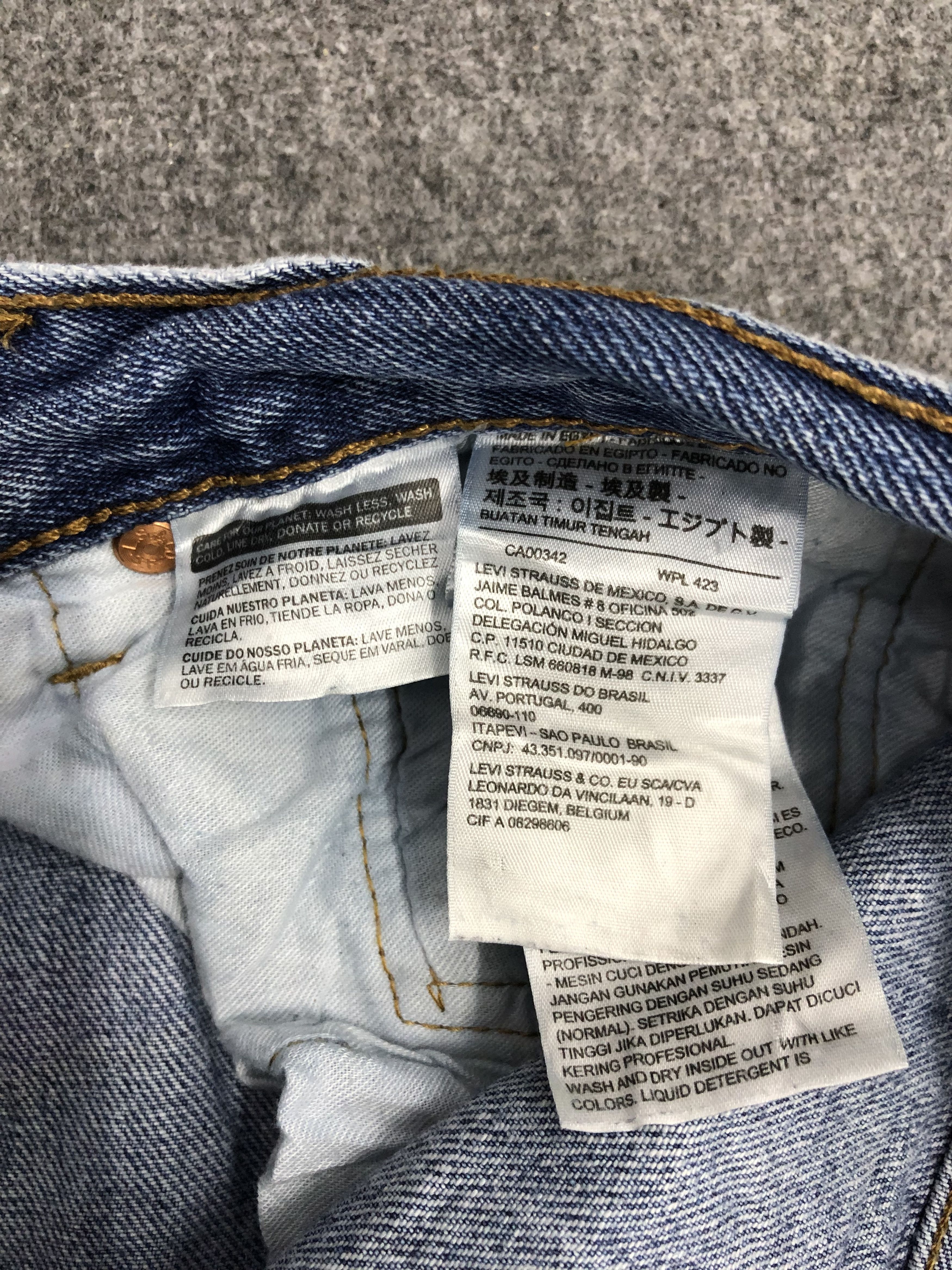 Vintage Levis 501 Faded Blue Jeans DP1240