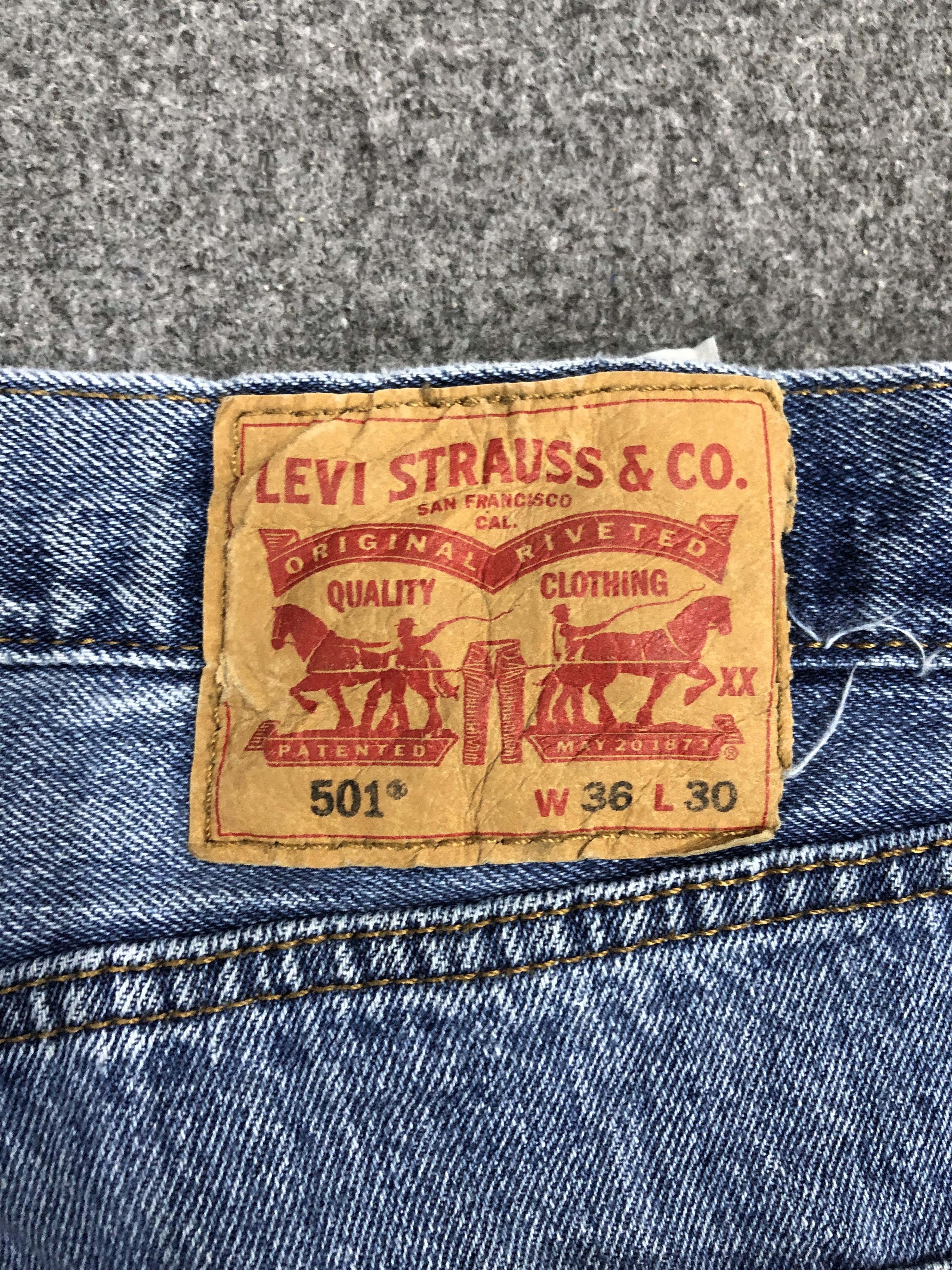 Vintage Levis 501 Faded Blue Jeans DP1240