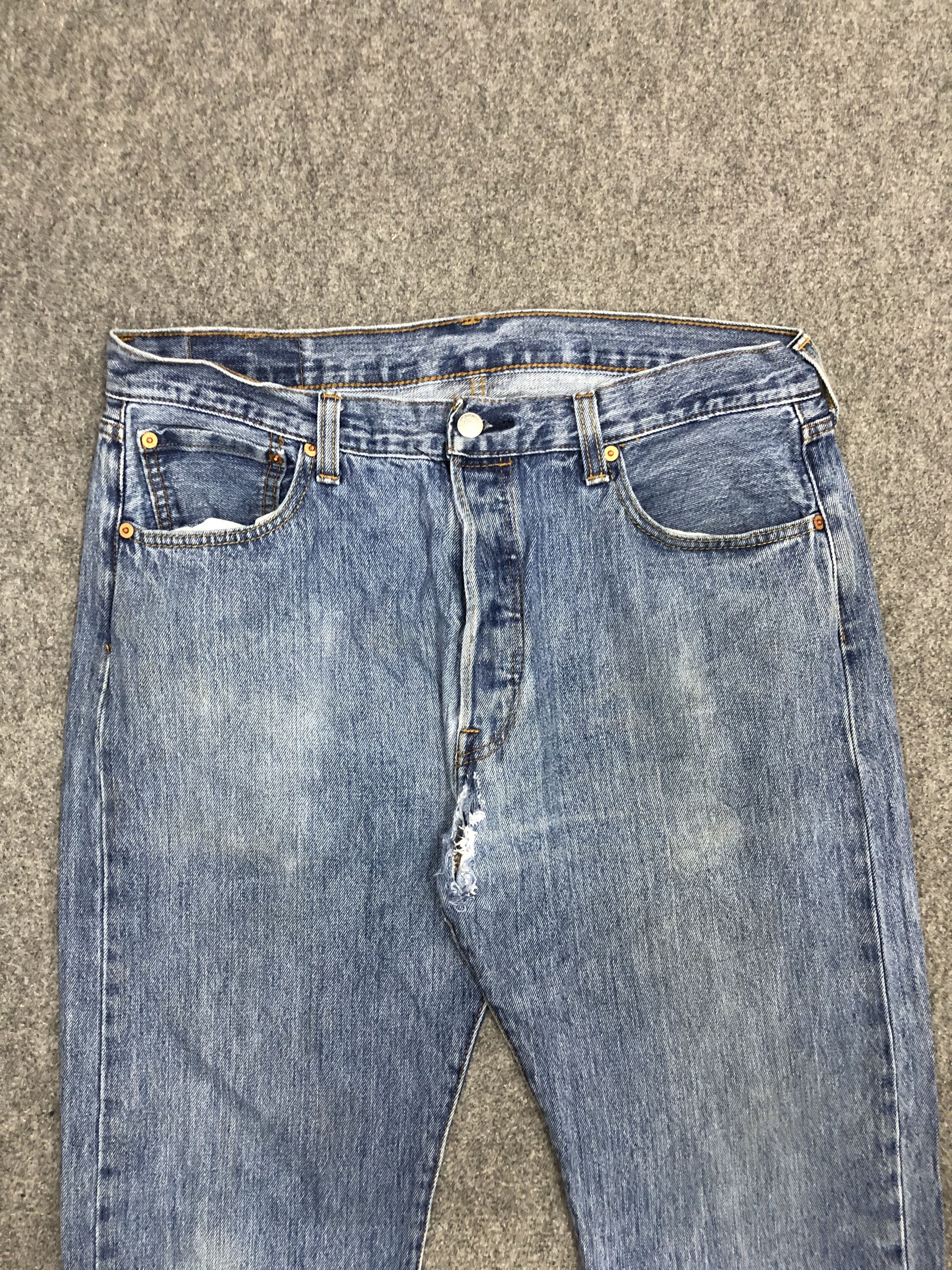Vintage Levis 501 Faded Blue Jeans DP1240