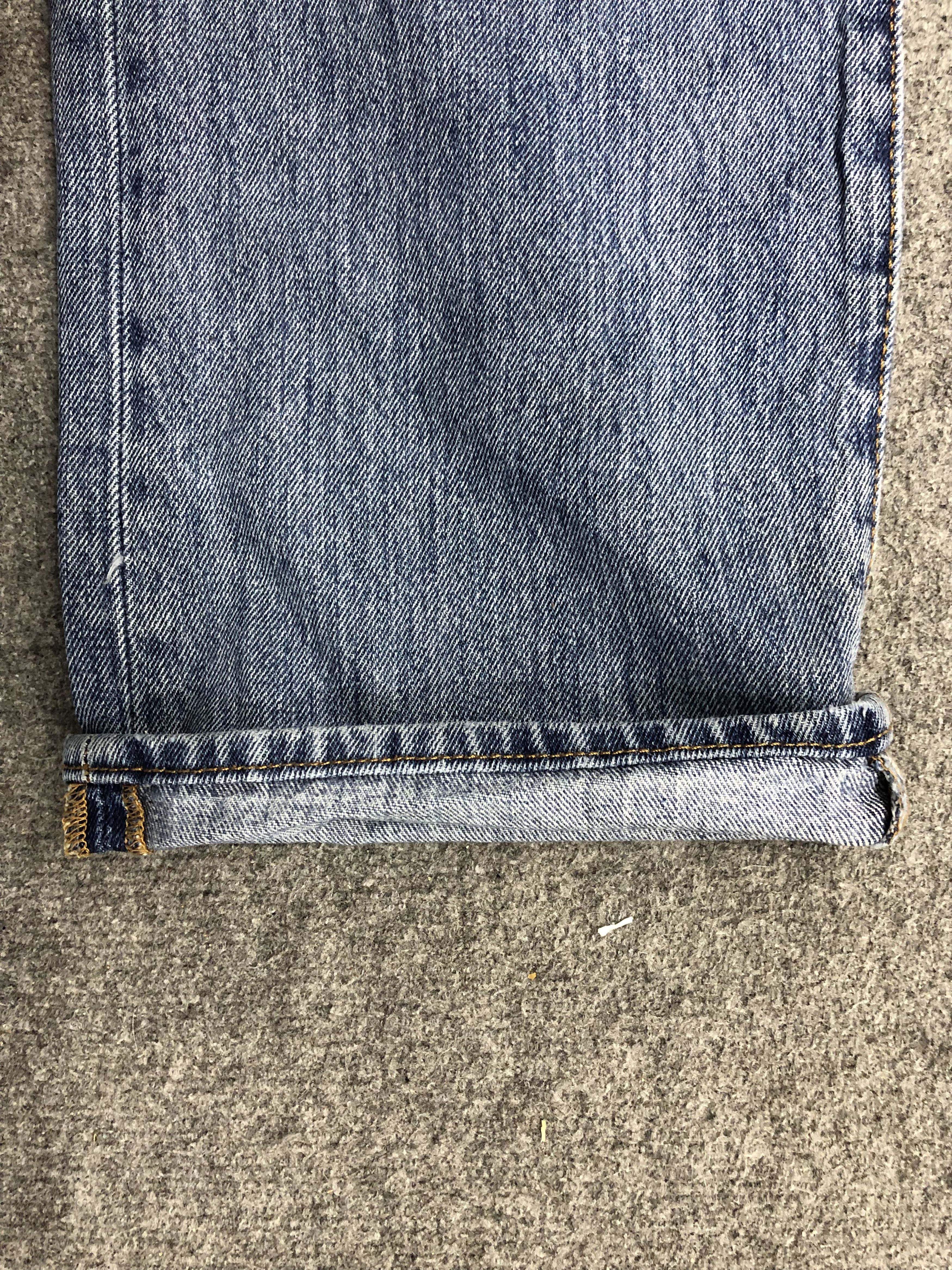 Vintage Levis 501 Faded Blue Jeans DP1240