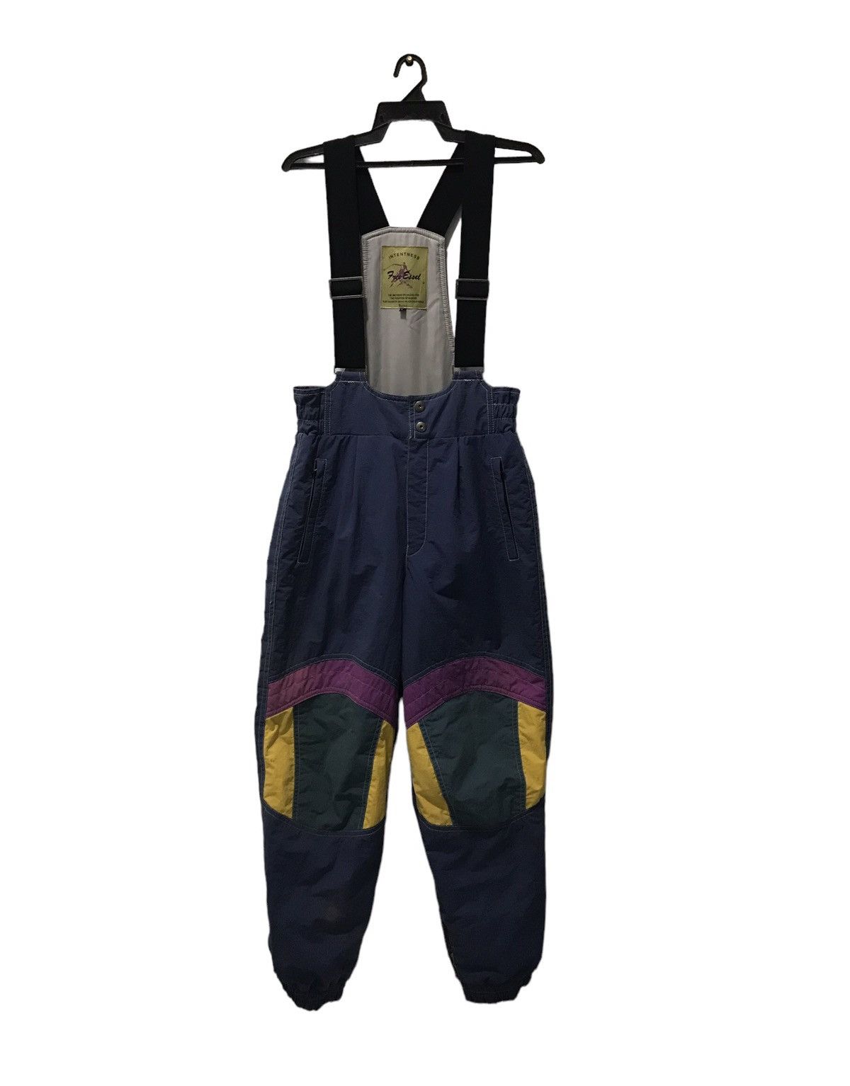 Intentness Free Essel Overall