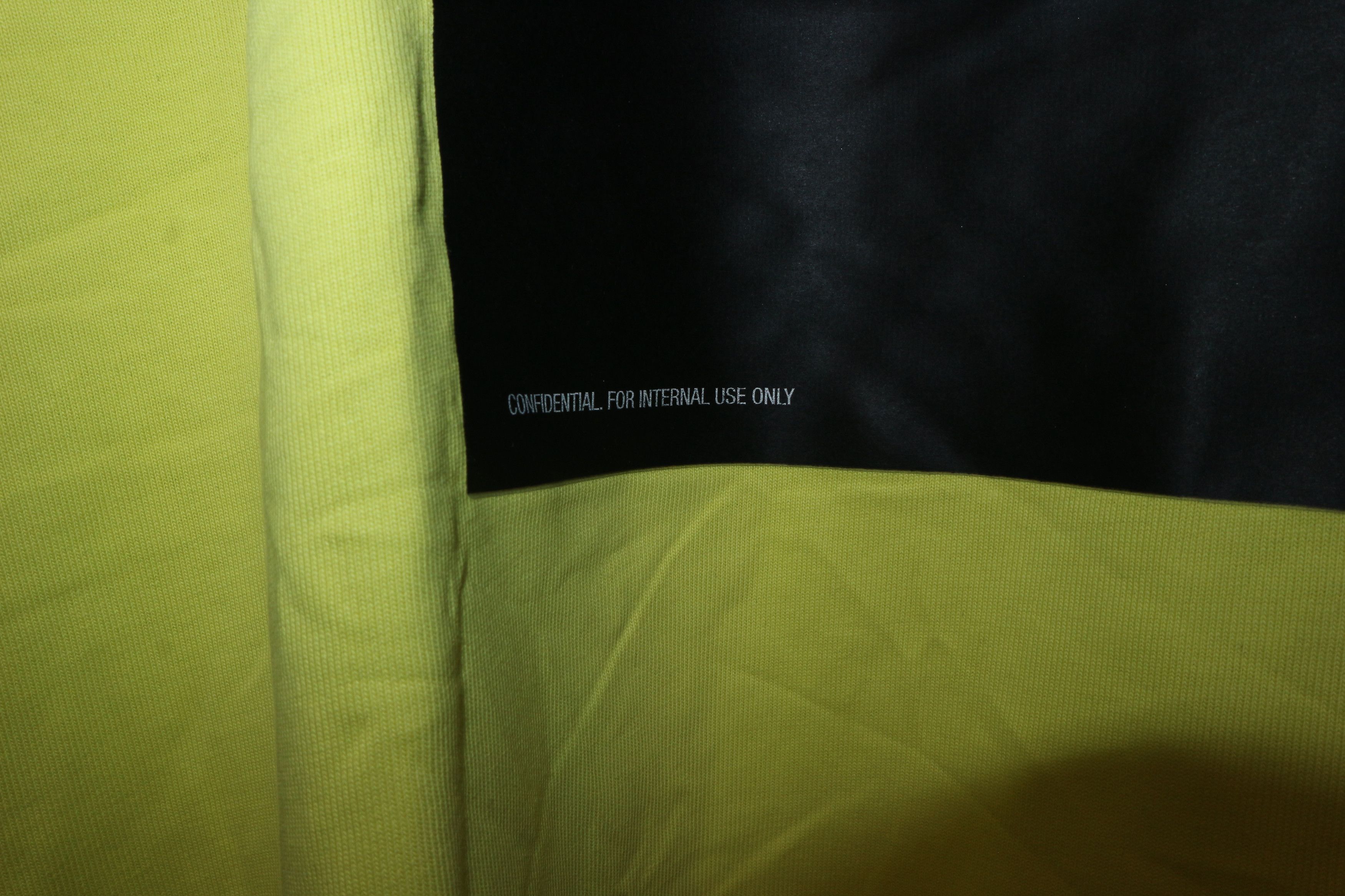 Helmut Lang Confidential t-shirt Size US M / EU 48-50 / 2 - 3 Thumbnail