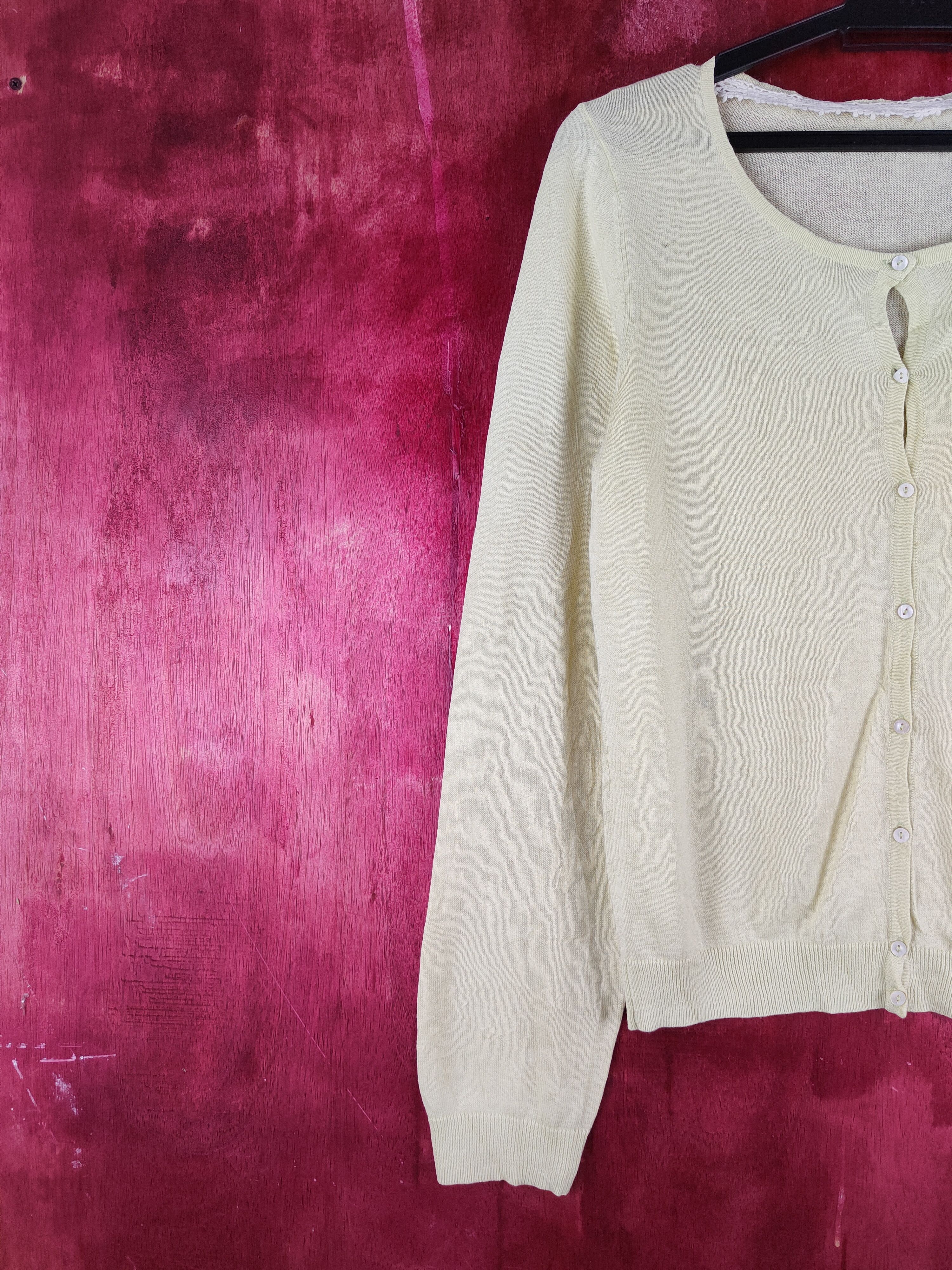 Japanese Brand Earth Music & Ecology Yellow Knitwear Cardigan #S1123 Size S / US 4 / IT 40 - 3 Thumbnail