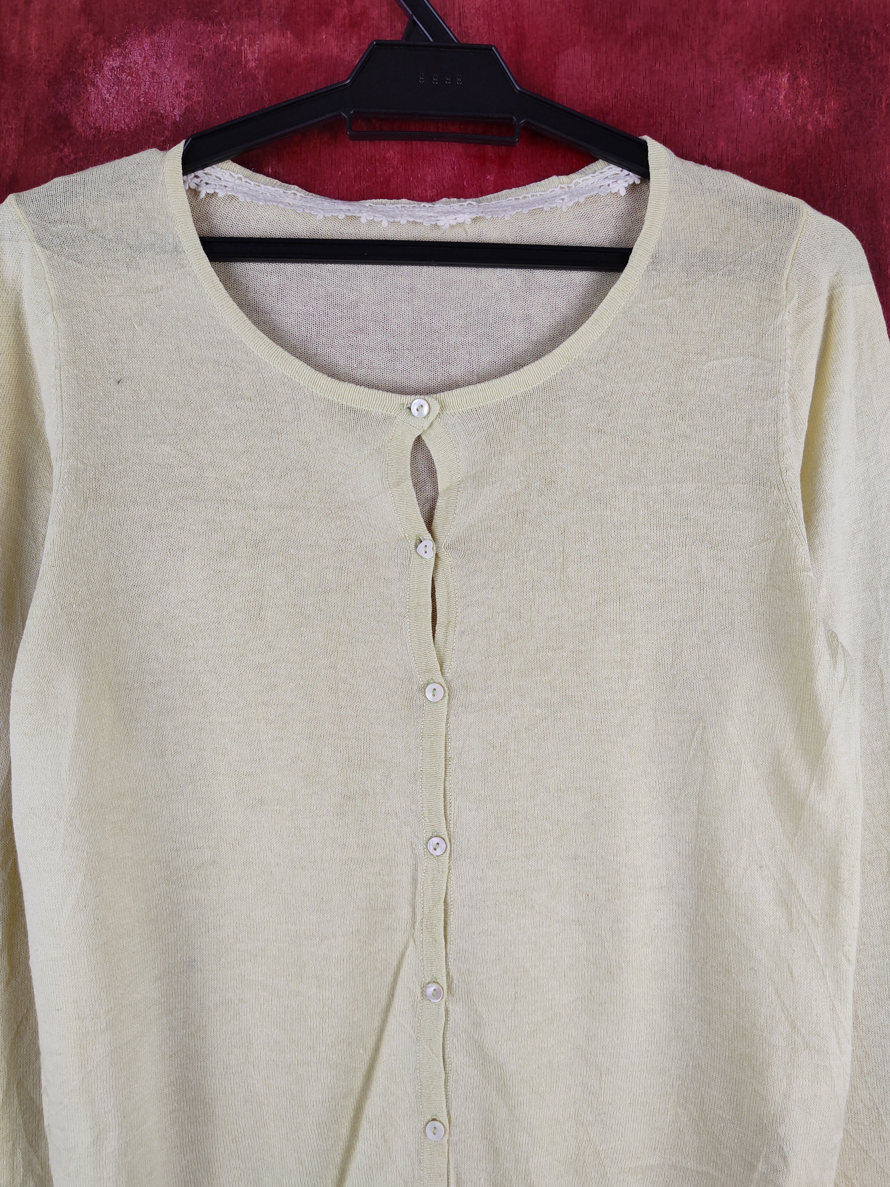 Japanese Brand Earth Music & Ecology Yellow Knitwear Cardigan #S1123 Size S / US 4 / IT 40 - 2 Thumbnail