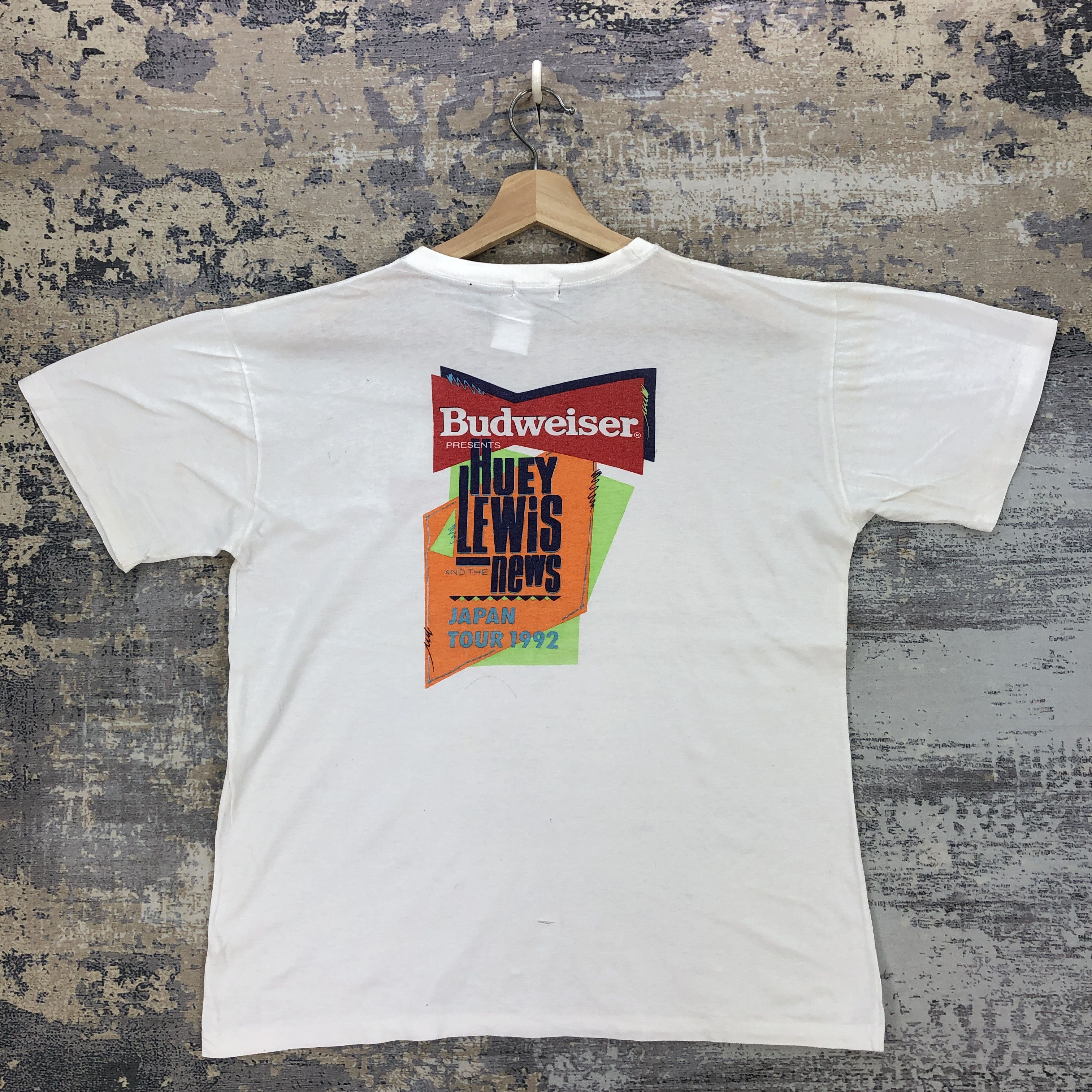 Band Tees × Vintage Budweiser T Shirt Huey Lewis News Band Japan Tour Tees Size US L / EU 52-54 / 3 - 1 Thumbnail