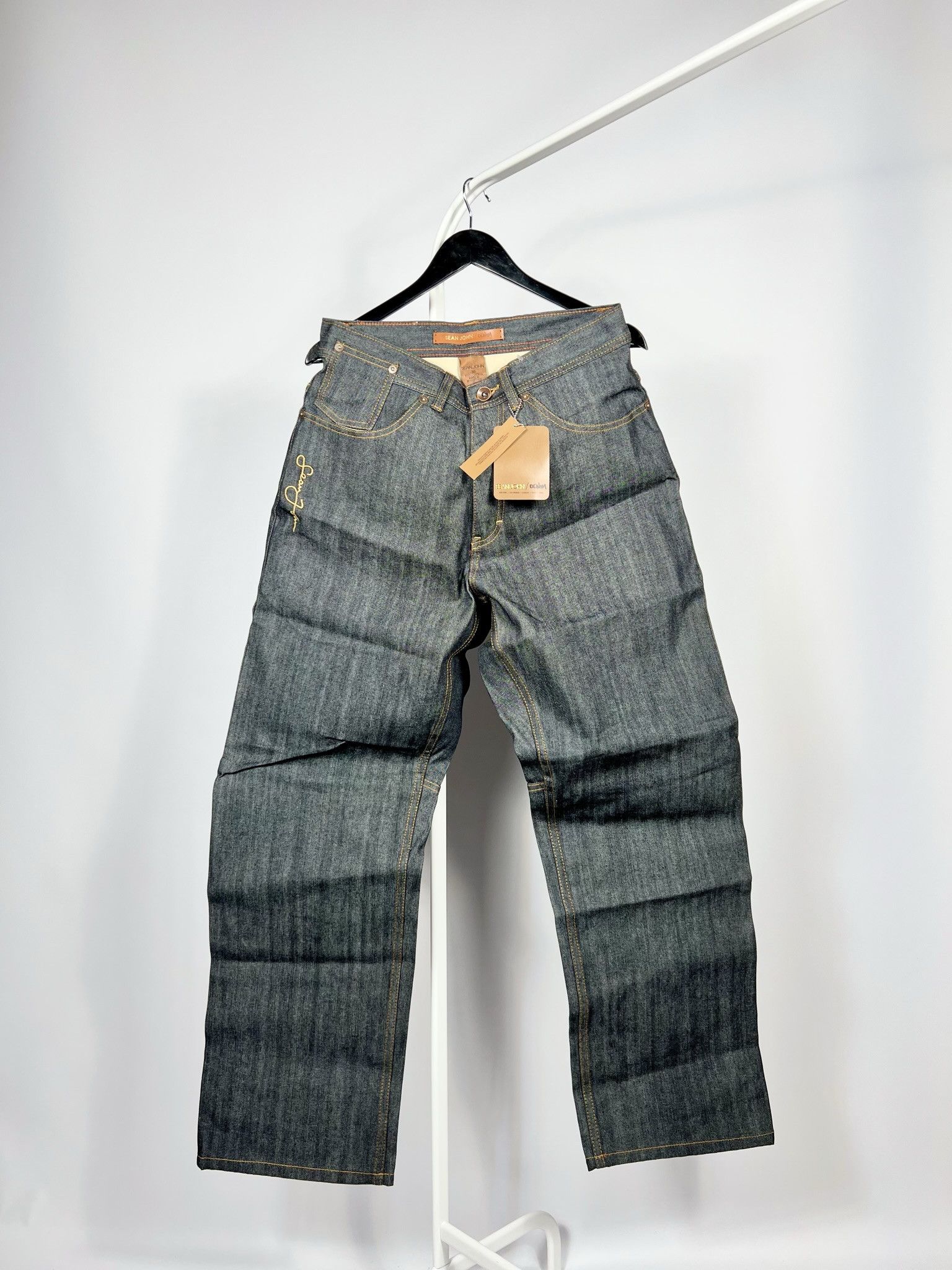 image of Sean John Crazy Vintage Denim Pants Made In Hong Kong in Navy, Men's (Size 30)