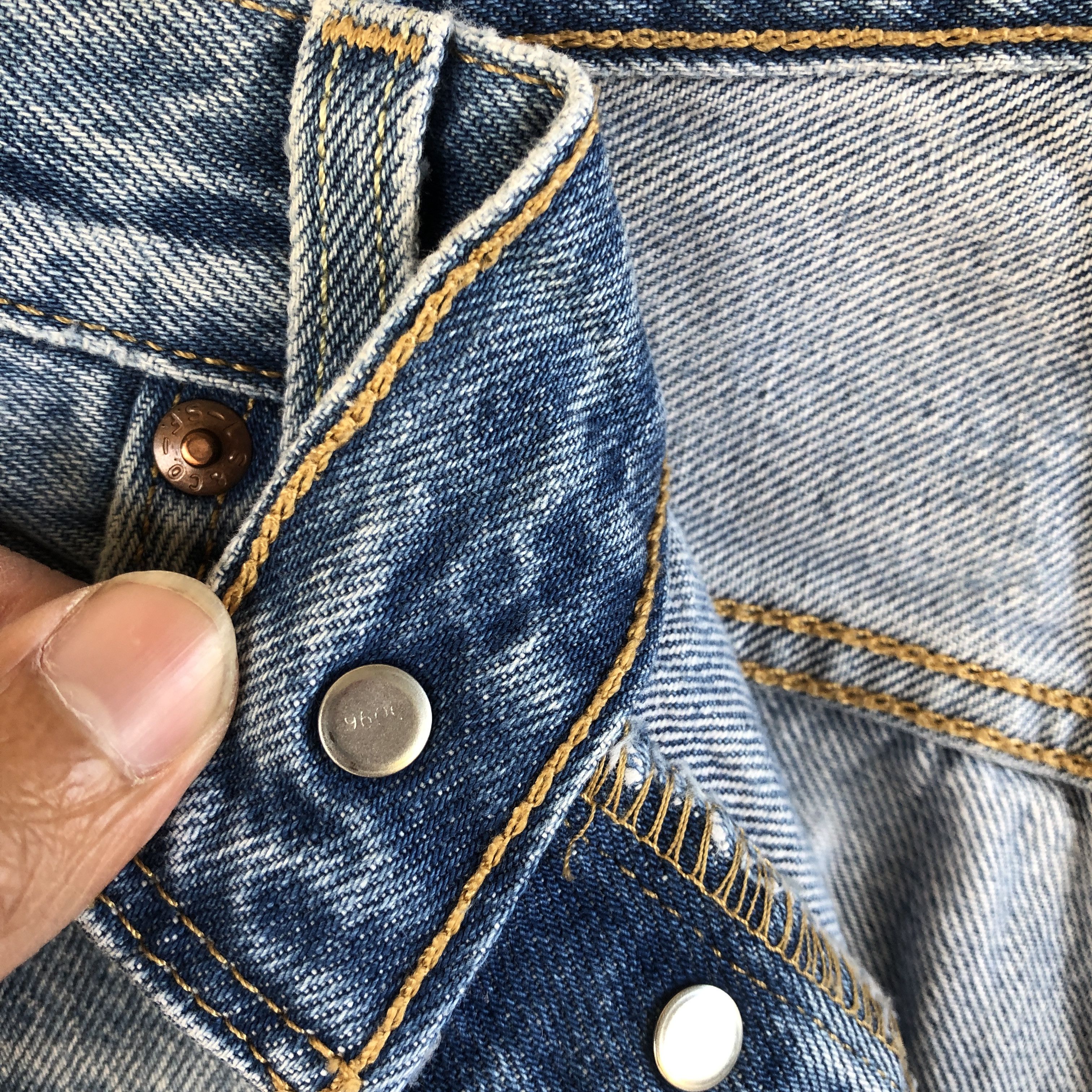 Levi's × Vintage Vintage Distressed Levis 501 Jeans Levi's Faded Blue Denim Size US 30 / EU 46 - 9 Thumbnail