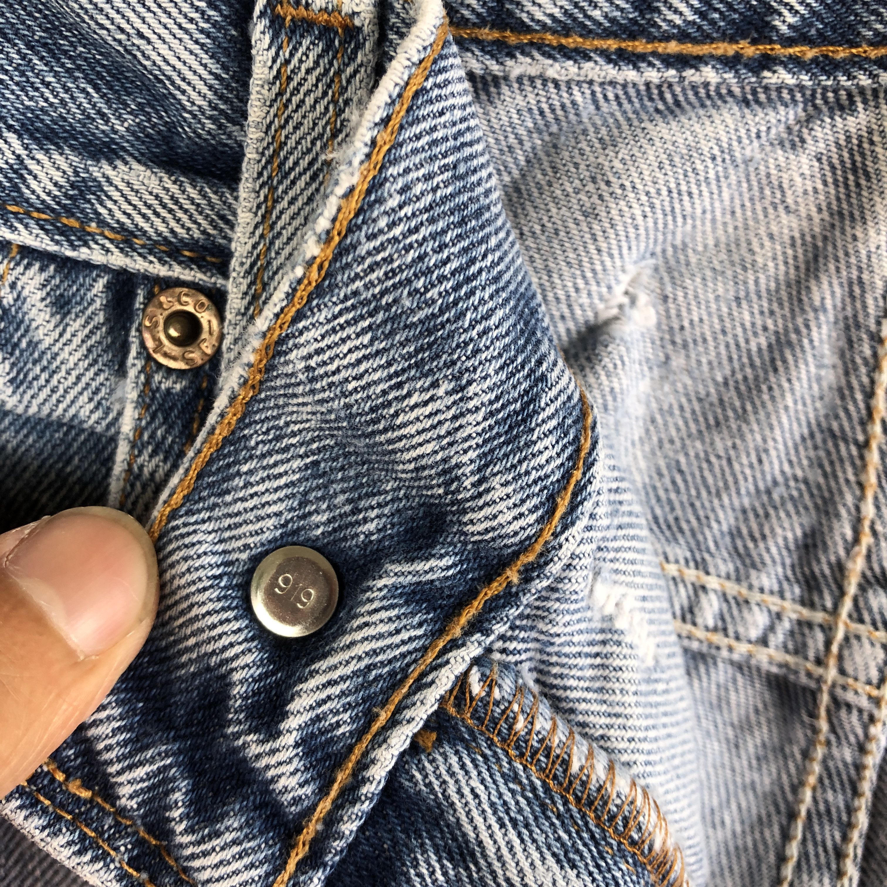 Levi's × Vintage Vintage Sun Faded Levi's Jeans Levis 505 Distressed Denim Size US 30 / EU 46 - 7 Thumbnail