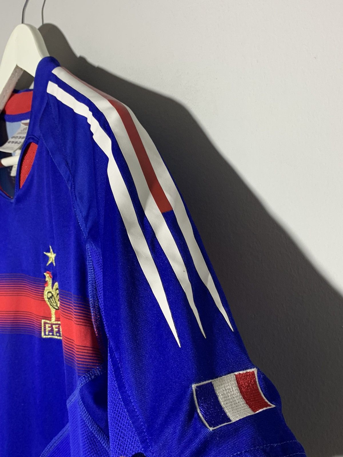 Adidas × Vintage France 2004 Adidas Vintage Y2k Streetwear Football Shirt Size US S / EU 44-46 / 1 - 7 Thumbnail