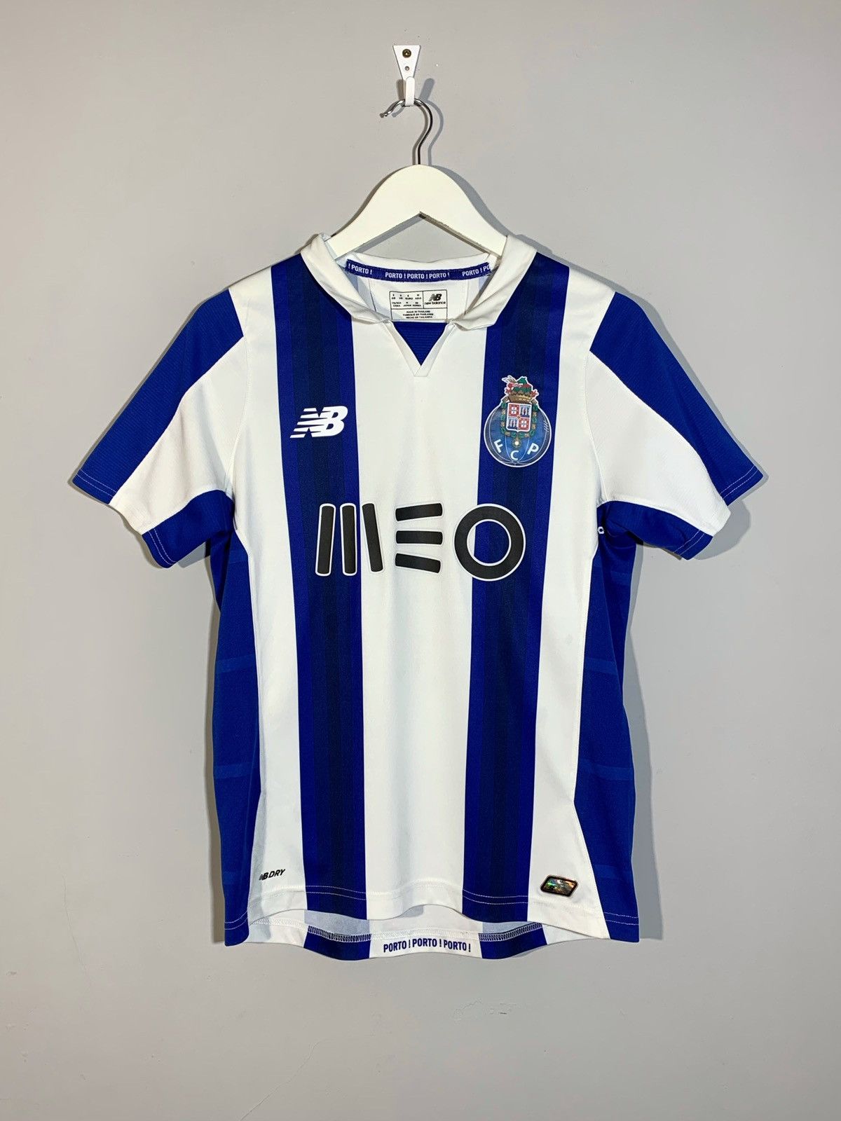 New Balance Porto 2016/17 New Balance Home football shirt Size US S / EU 44-46 / 1 - 1 Thumbnail
