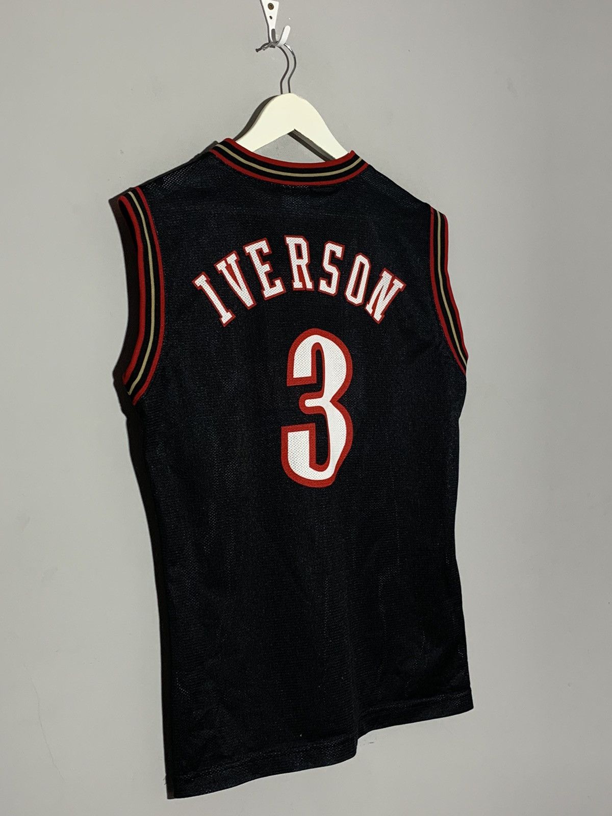 Champion × NBA #3 Allen Iverson Philadelphia NBA Y2k Streetwear Jersey Size US S / EU 44-46 / 1 - 9 Thumbnail