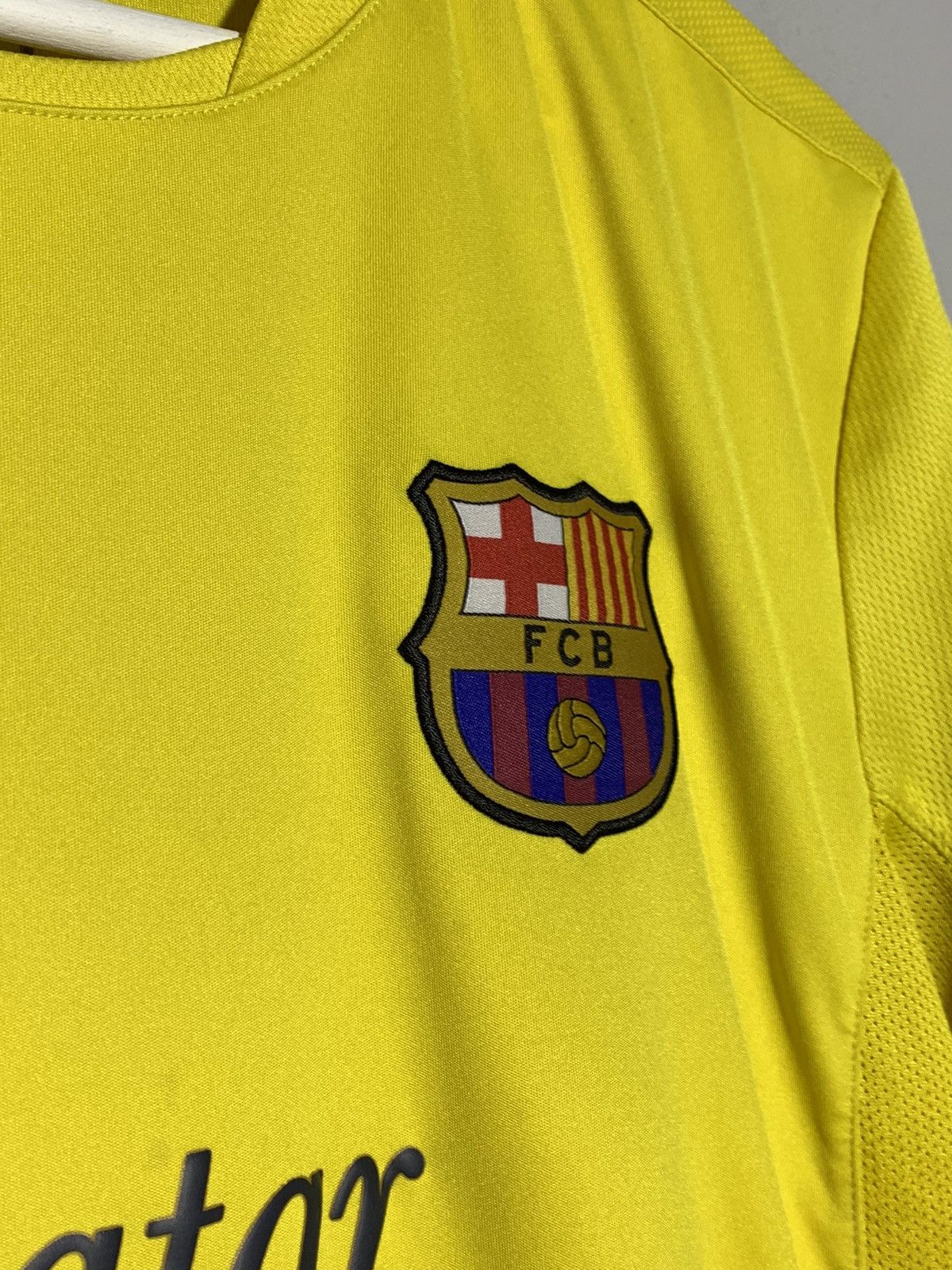 Nike F.C Barcelona Nike Y2k Streetwear Football shirt Size US M / EU 48-50 / 2 - 3 Thumbnail