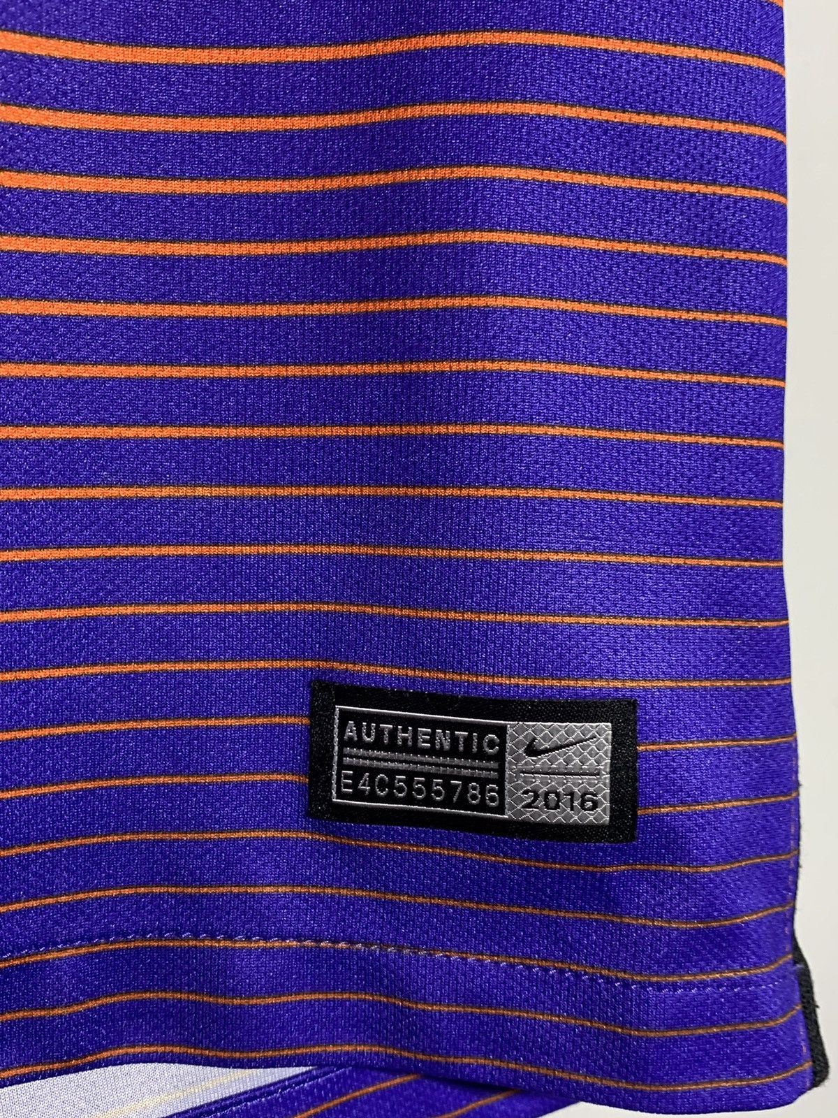 Nike Manchester City 2016/17 Y2k Streetwear Nike Football Shirt Size US L / EU 52-54 / 3 - 8 Thumbnail