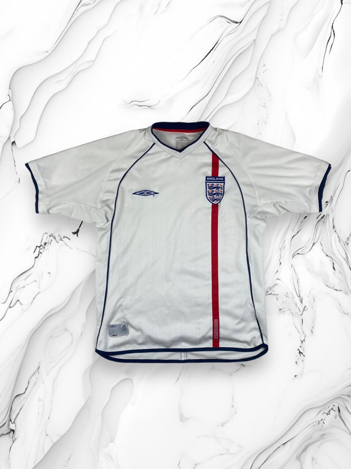 Umbro × Vintage Mens Vintage Umbro England Soccer Jersey T Shirt Size S Size US S / EU 44-46 / 1 - 1 Thumbnail
