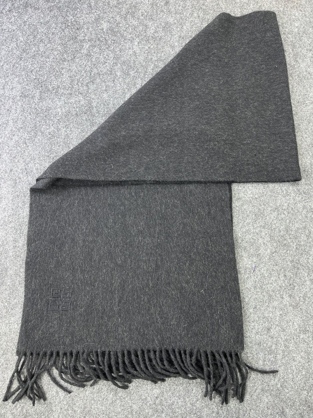 Vintage Givenchy Wool Cashmere Scarf / Muffler / Neckwear T110 Size ONE SIZE - 3 Thumbnail
