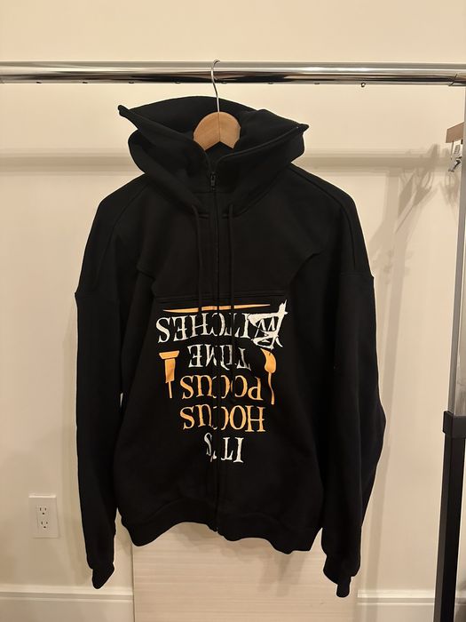 Vetements 2025 backwards hoodie