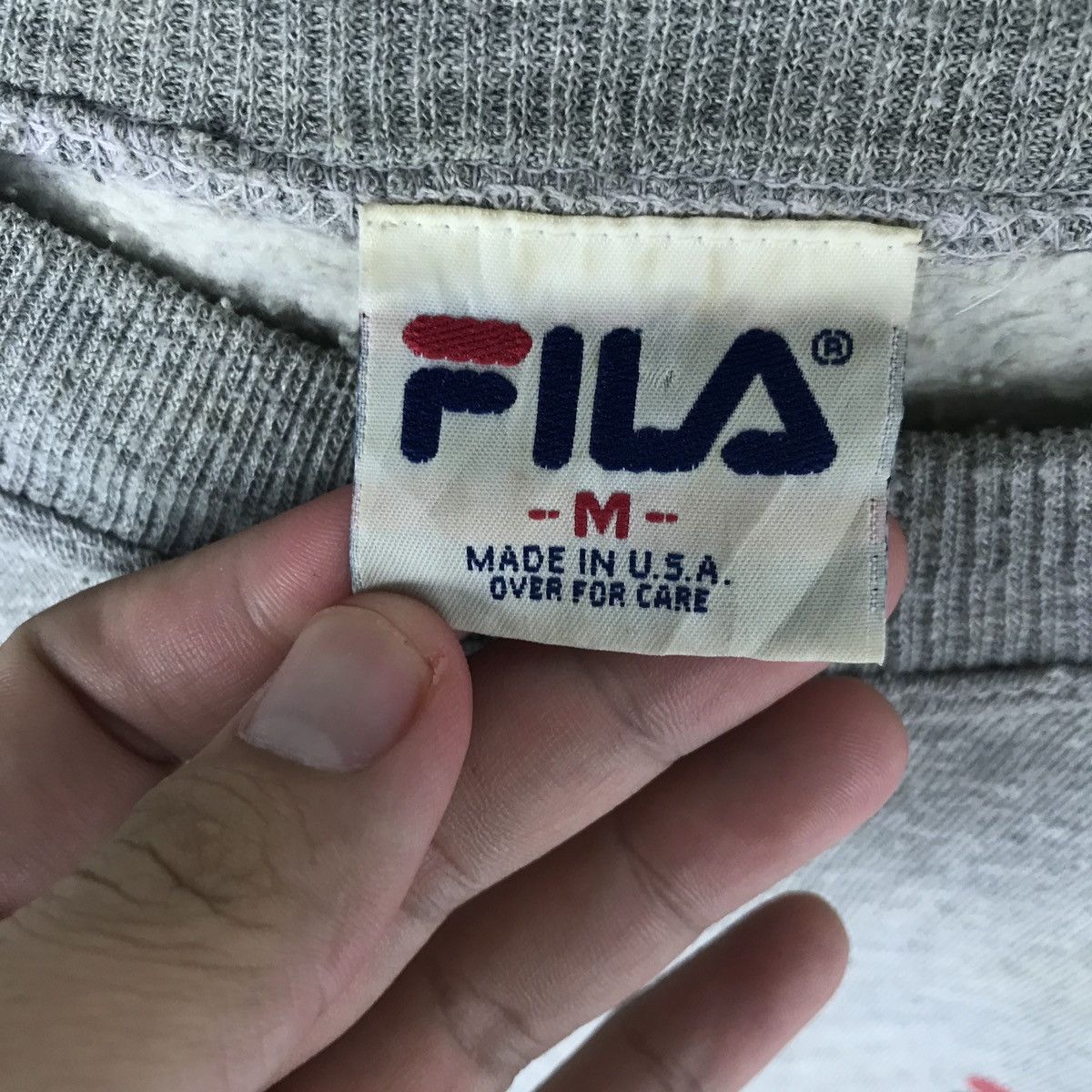 Fila × Vintage Vintage Fila Biele Italia Big logo spell out nice design Size US M / EU 48-50 / 2 - 3 Thumbnail