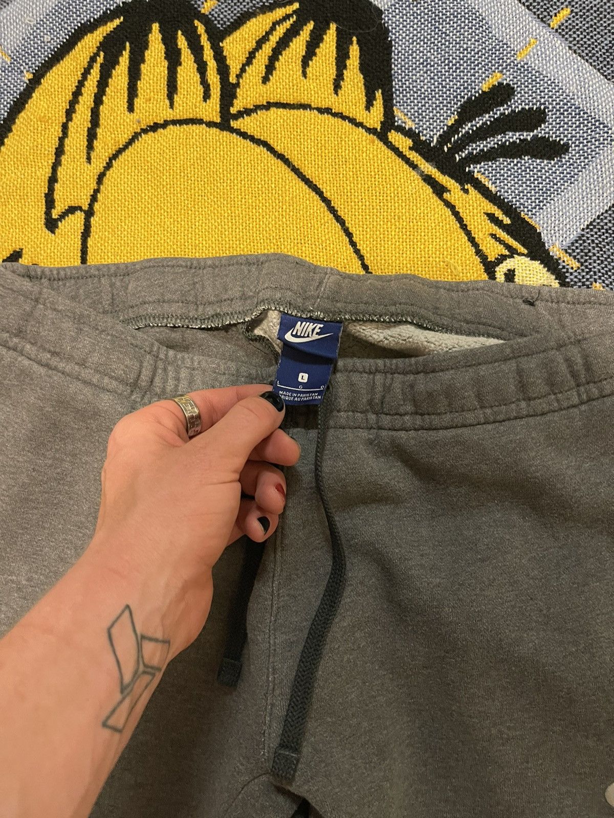 Nike Vintage Y2K Nike Drawstring Sweatpants Size US 32 / EU 48 - 2 Thumbnail