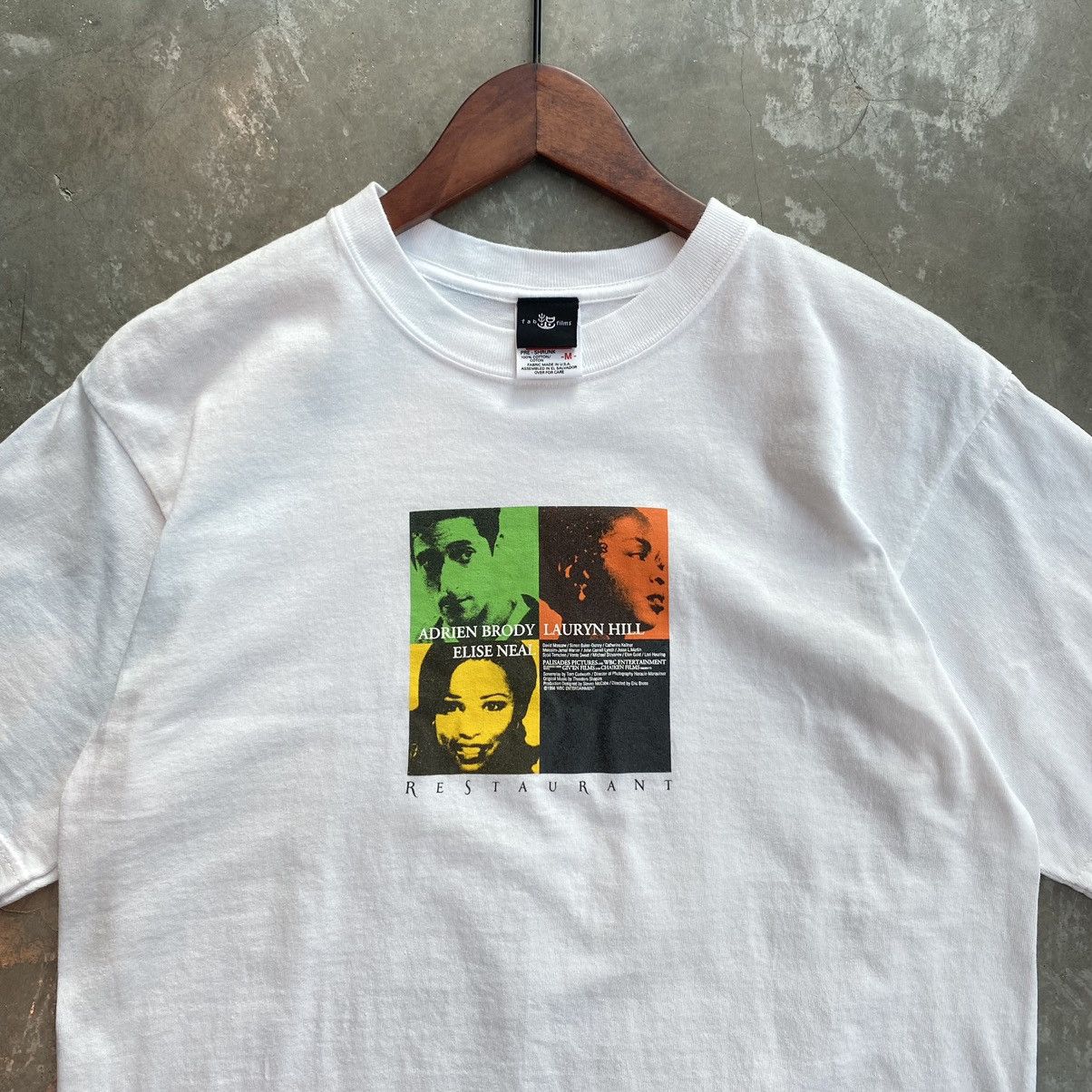 Vintage Vintage 98 Lauryn Hill Adrien Brody Restaurant Movie Tee Size US M / EU 48-50 / 2 - 2 Thumbnail