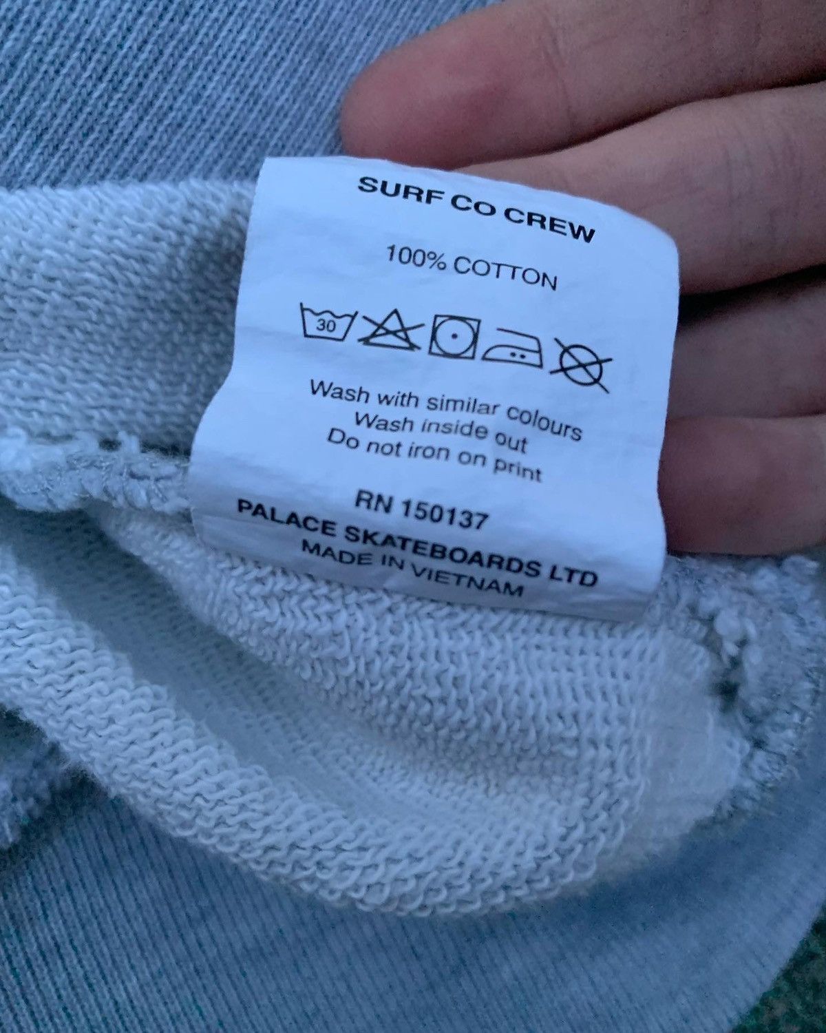 Palace FW18 Palace Skateboards “Surf Co” Crewneck (S) Size US S / EU 44-46 / 1 - 4 Thumbnail