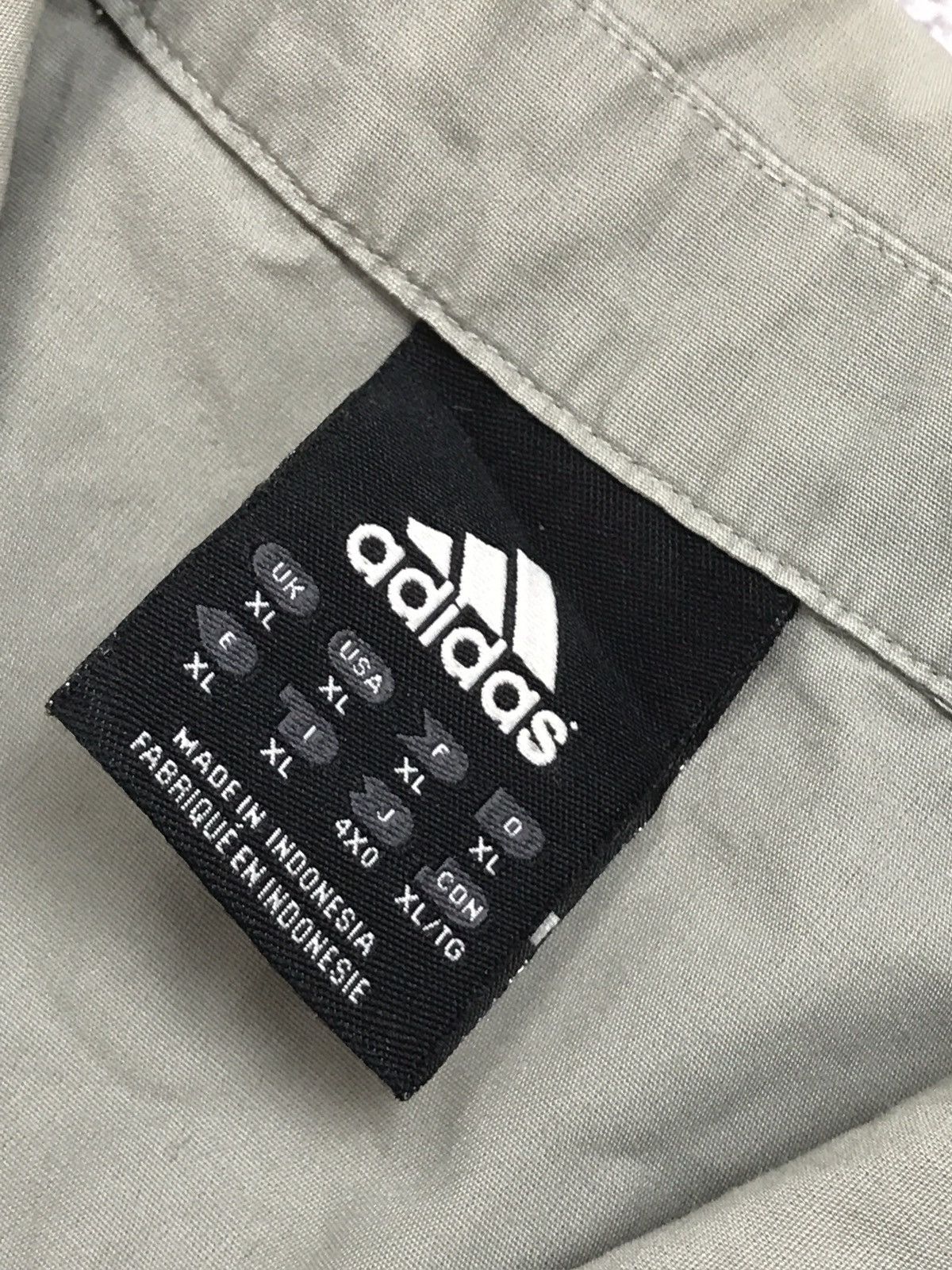 Adidas × Vintage Vintage Mans Adidas Short Shirts Button Up Big Logo On Back Size US XL / EU 56 / 4 - 9 Thumbnail