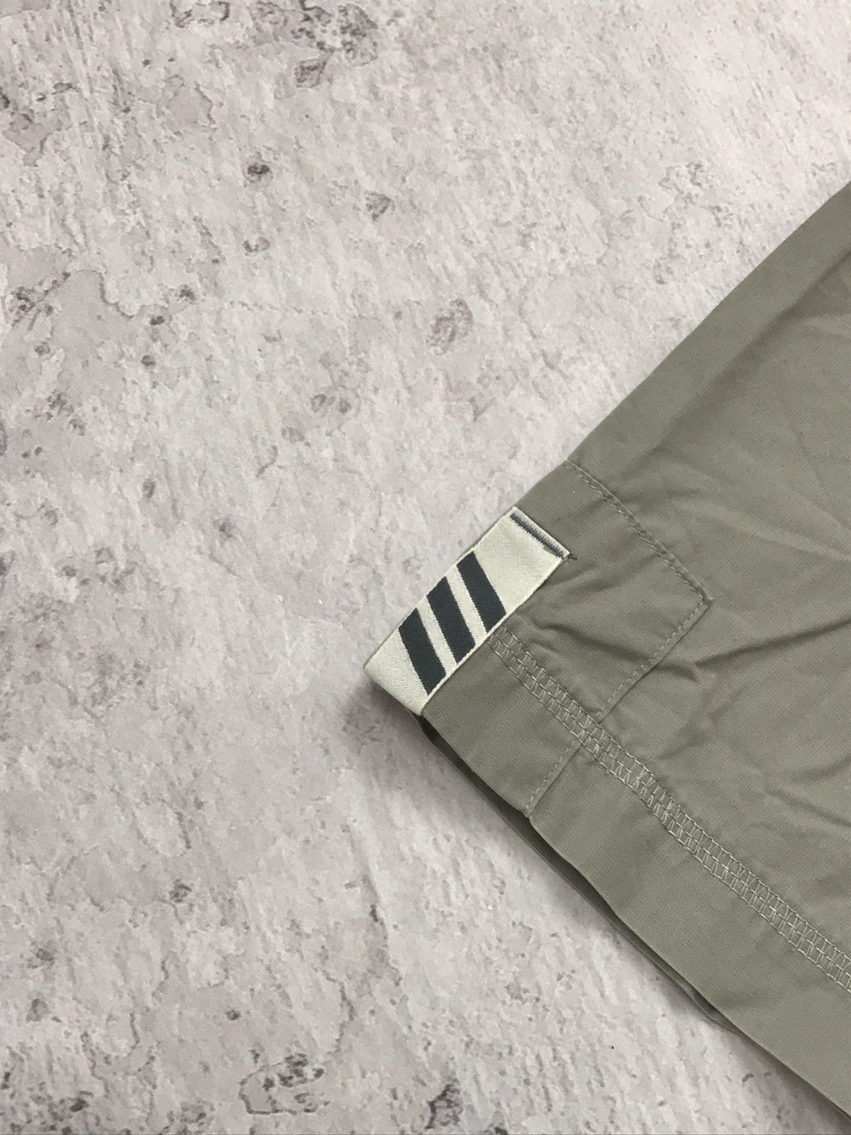 Adidas × Vintage Vintage Mans Adidas Short Shirts Button Up Big Logo On Back Size US XL / EU 56 / 4 - 5 Thumbnail