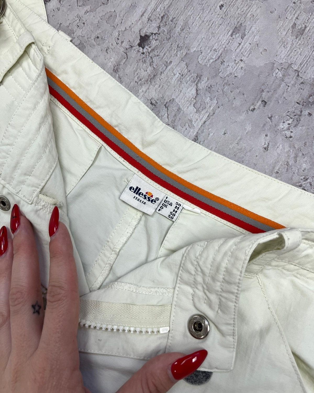 Ellesse Vintage Man’s Ellesse Track Casual Nylon Pants Size US 32 / EU 48 - 5 Thumbnail