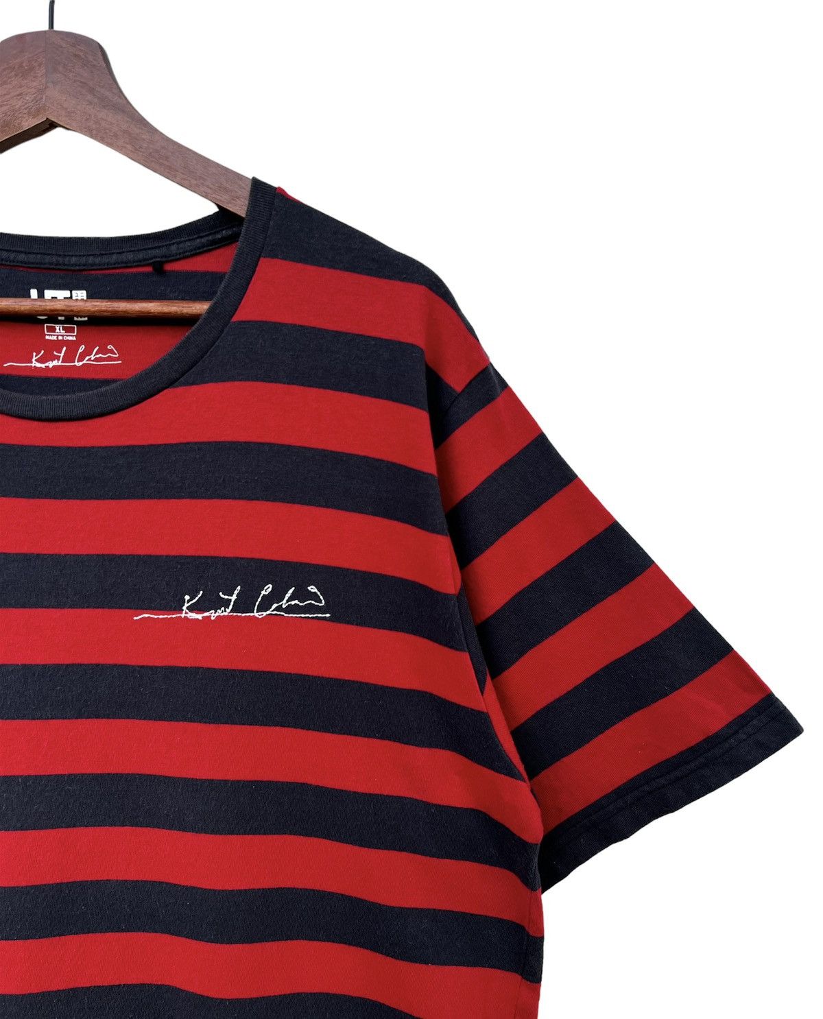 Band Tees Kurt Cobain By UT Size US L / EU 52-54 / 3 - 2 Thumbnail
