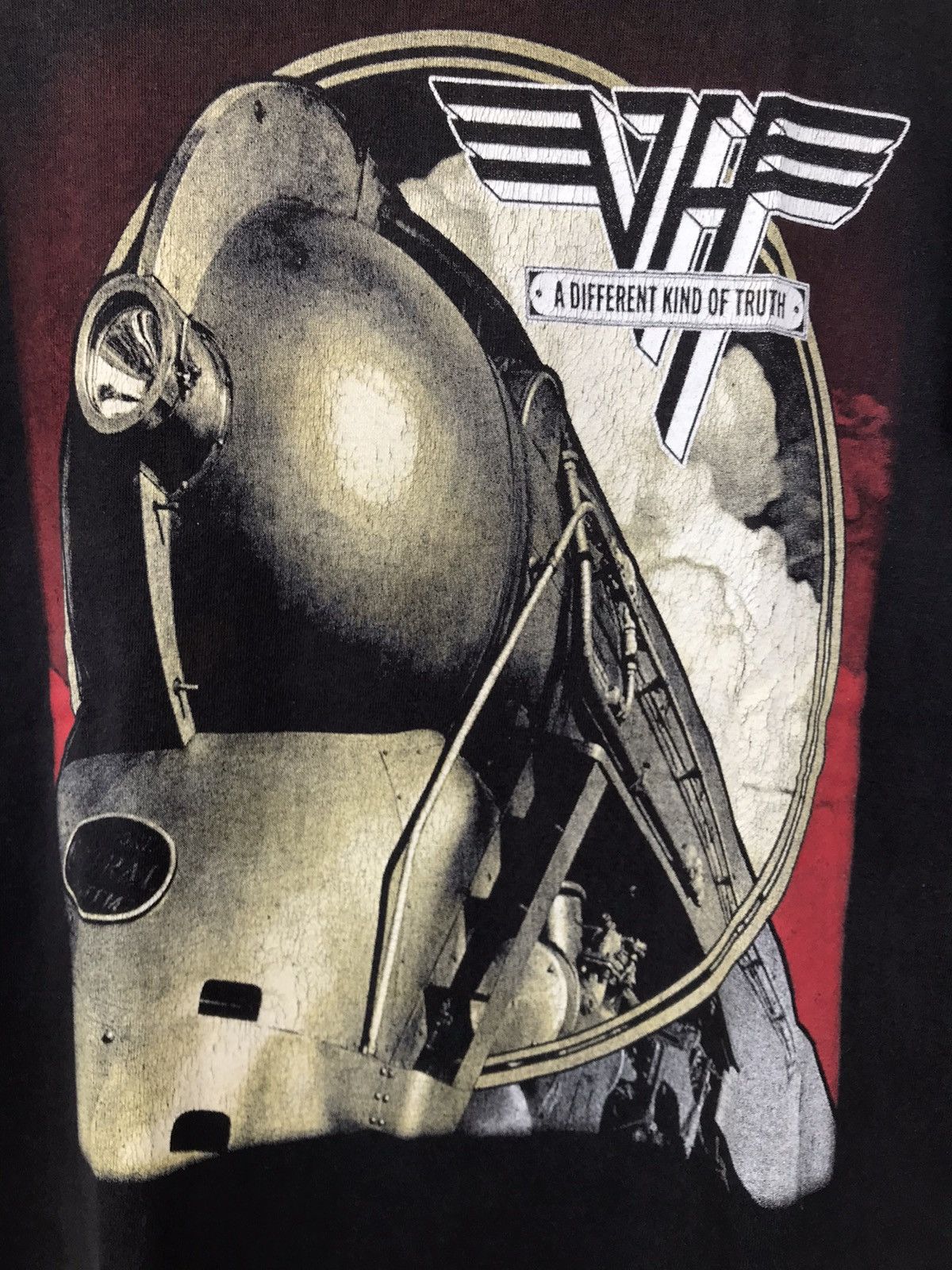 Band Tees Vintage Van Halen Tour 2012 Tee nirvana Size US M / EU 48-50 / 2 - 3 Thumbnail