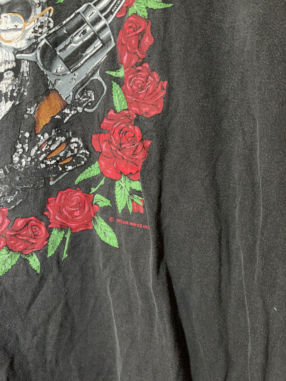 Vintage Sunfade 90s skull revolver vintage t-shirt air waves gnr Size US XL / EU 56 / 4 - 2 Thumbnail