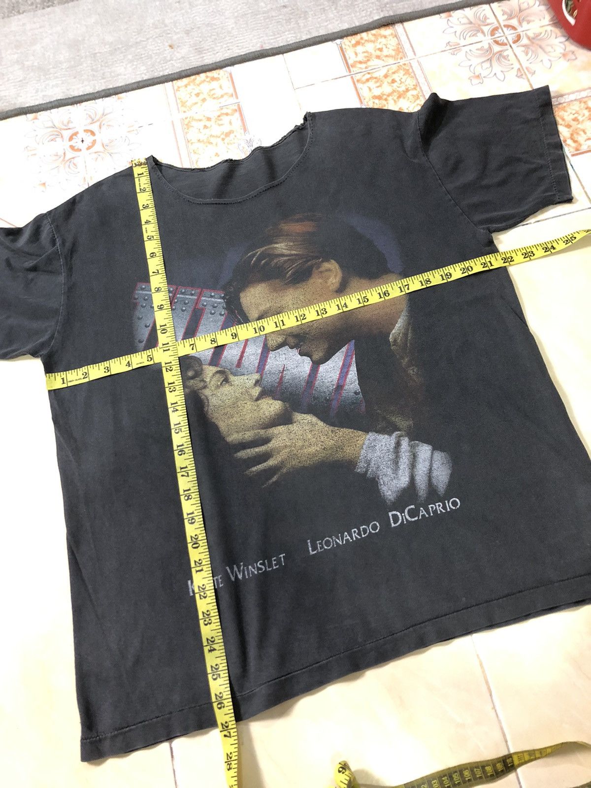 Vintage RARE🔥VINTAGE TITANIC DISTRESSED ROUNDNECK SINGLE STICH SHIRT Size US M / EU 48-50 / 2 - 9 Thumbnail