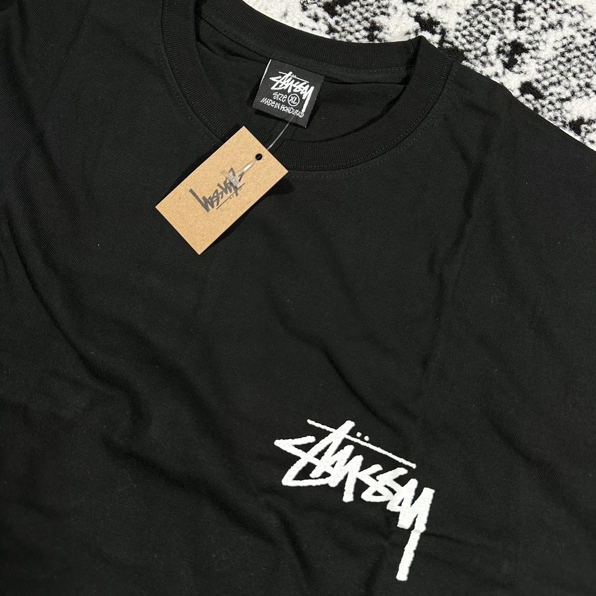 RARE STUSSY SHATTERED TEE IN BLACK - XLARGE - Short Sleeve T