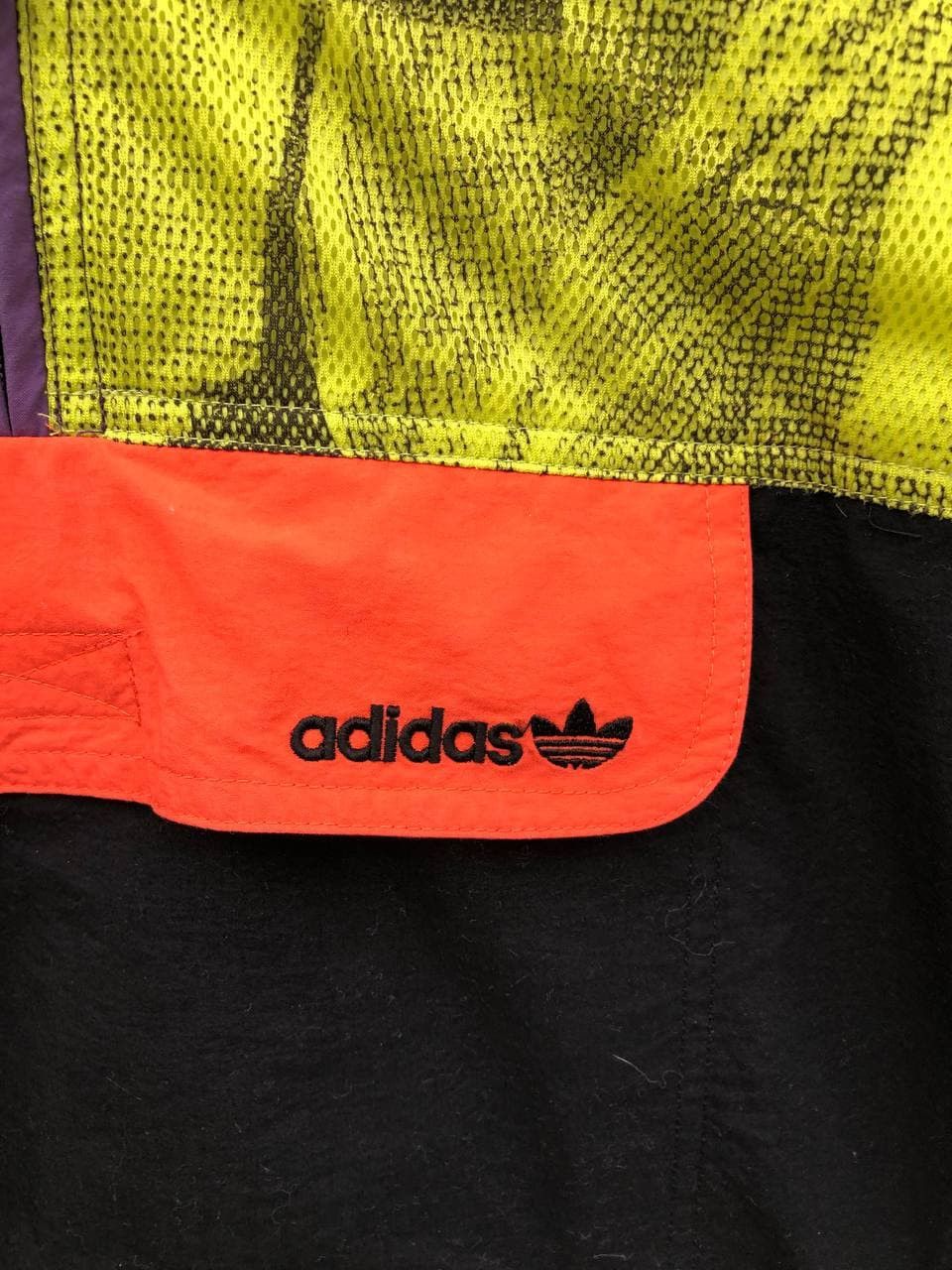 Vintage Adidas Vintage Track jacket Size US L / EU 52-54 / 3 - 4 Thumbnail