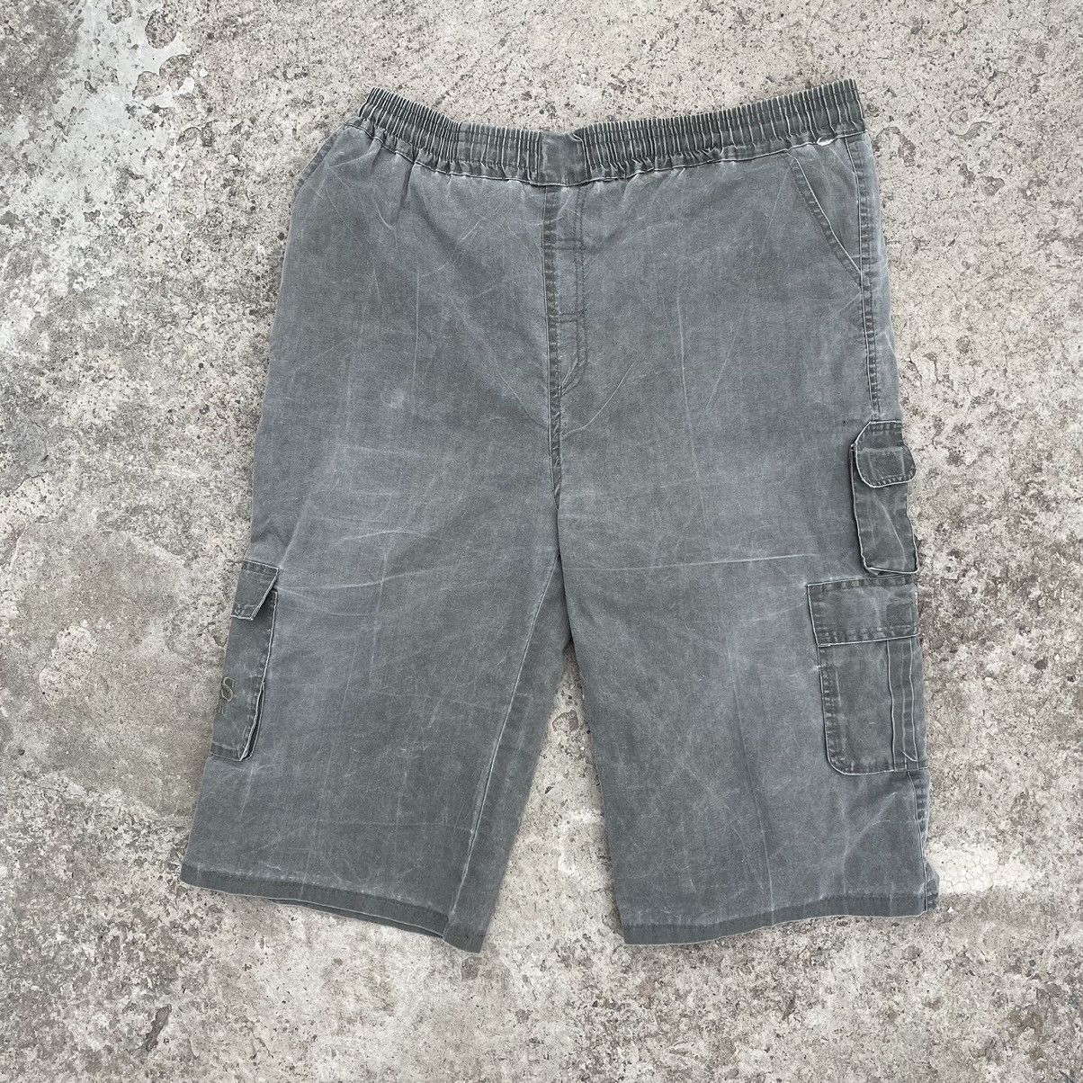 Hugo Boss Vintage Hugo Boss Multi-pocket Cargo Y2K Style USA 90s Size US 32 / EU 48 - 2 Thumbnail