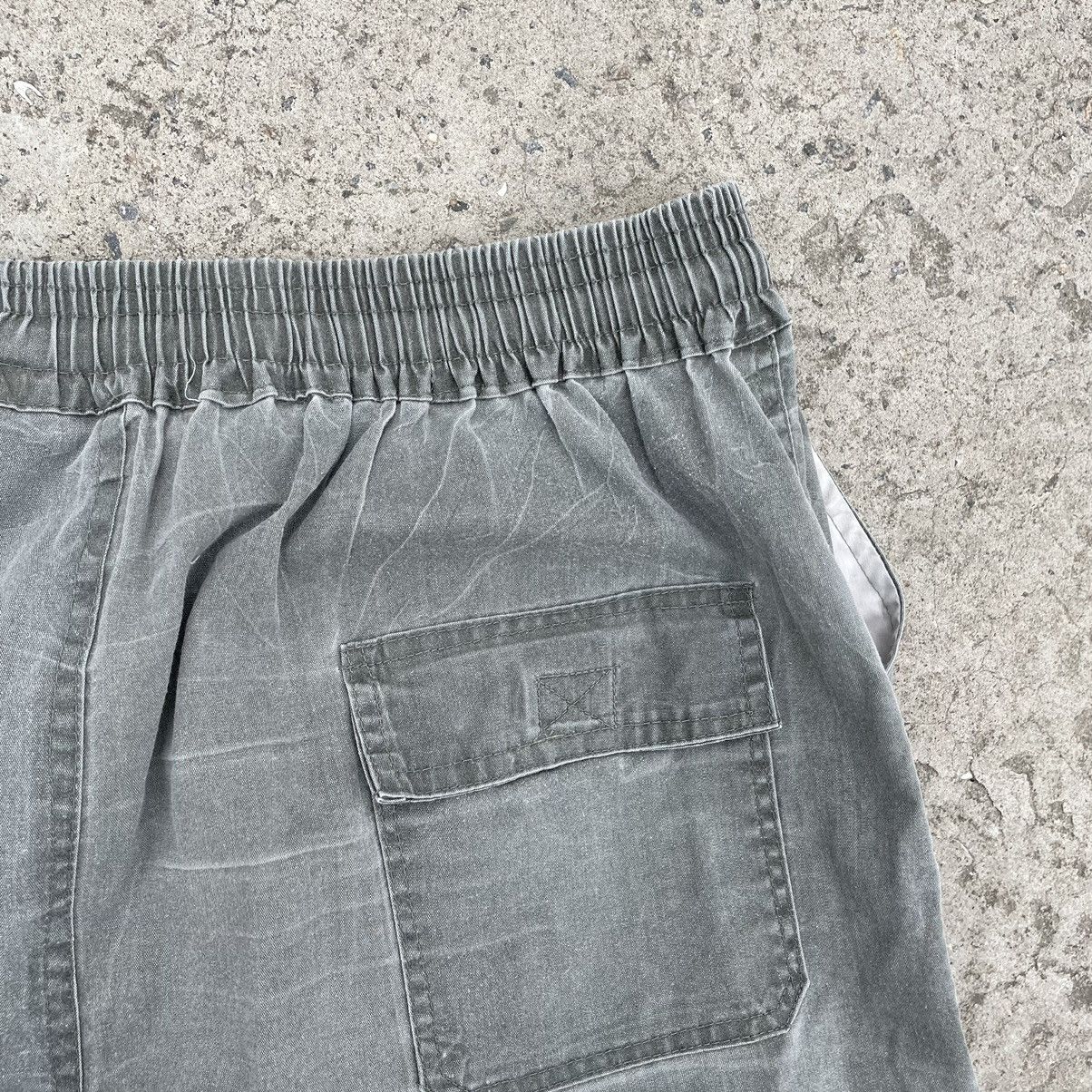 Hugo Boss Vintage Hugo Boss Multi-pocket Cargo Y2K Style USA 90s Size US 32 / EU 48 - 4 Thumbnail