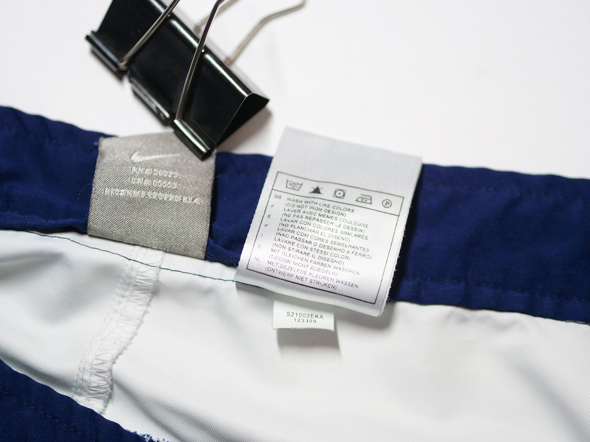 Nike Nike vintage shorts Size US 33 - 3 Thumbnail